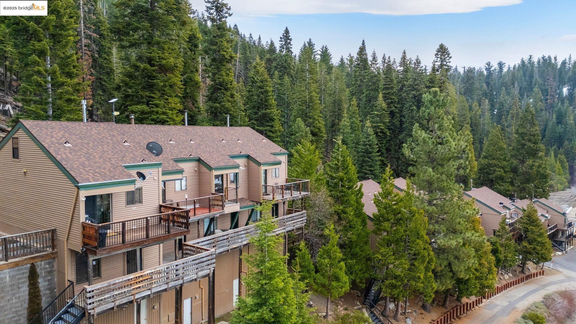 Detail Gallery Image 1 of 34 For 33781 Upper Leland Rd # a,  Pinecrest,  CA 95364 - 3 Beds | 2 Baths
