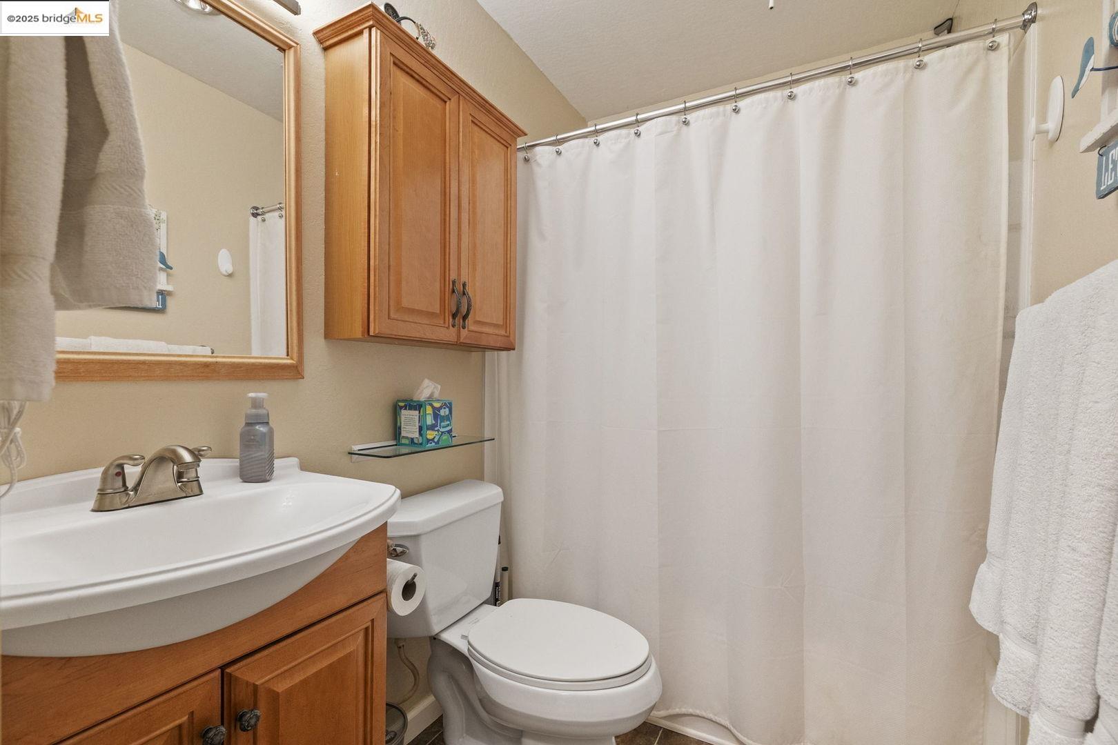 Detail Gallery Image 23 of 34 For 33781 Upper Leland Rd # a,  Pinecrest,  CA 95364 - 3 Beds | 2 Baths