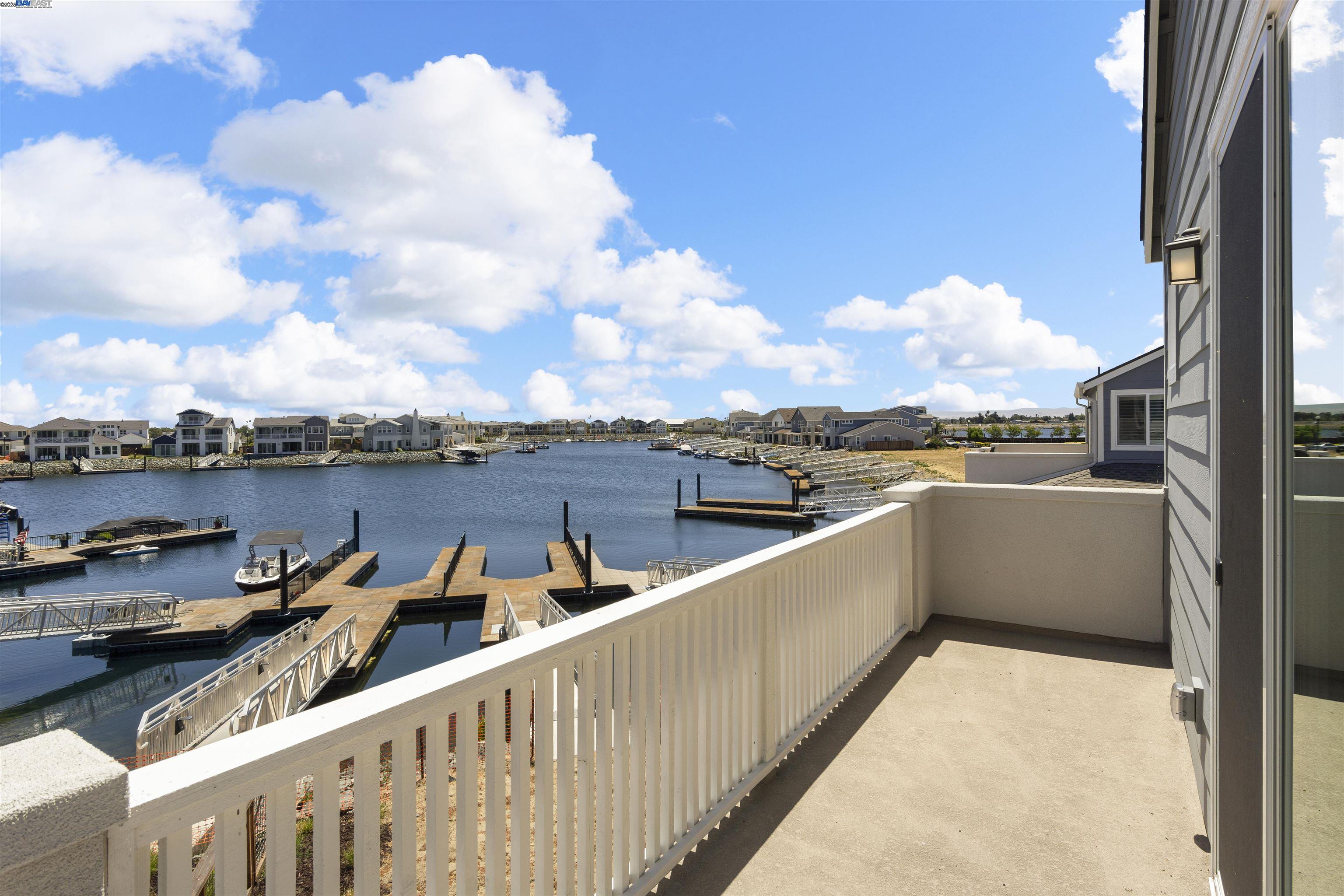 Detail Gallery Image 11 of 23 For 101 Sea Gate Place, Bethel Island,  CA 94511 - 3 Beds | 3 Baths