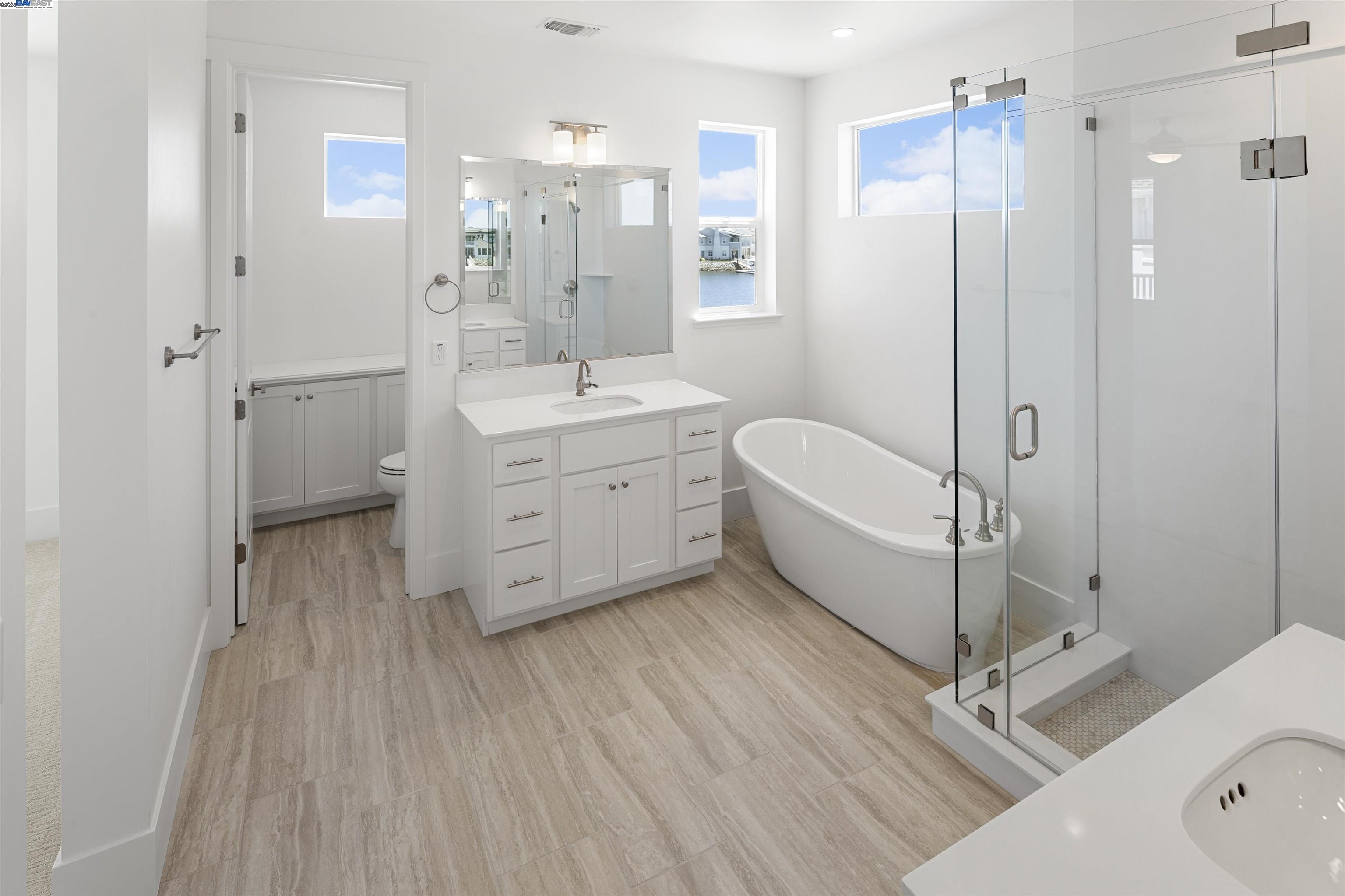 Detail Gallery Image 13 of 23 For 101 Sea Gate Place, Bethel Island,  CA 94511 - 3 Beds | 3 Baths
