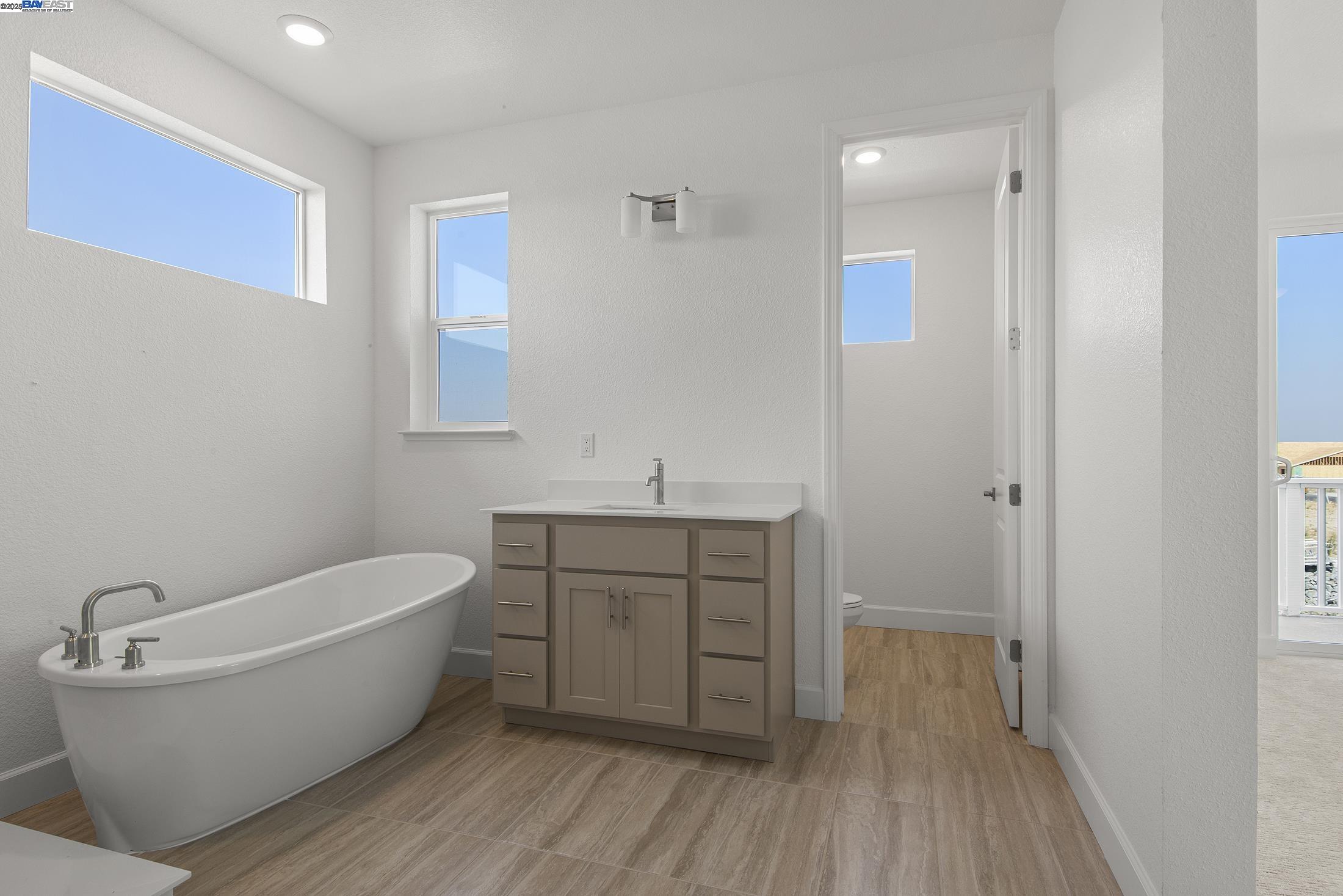 Detail Gallery Image 14 of 17 For 101 Sea Gate Place, Bethel Island,  CA 94511 - 3 Beds | 3 Baths