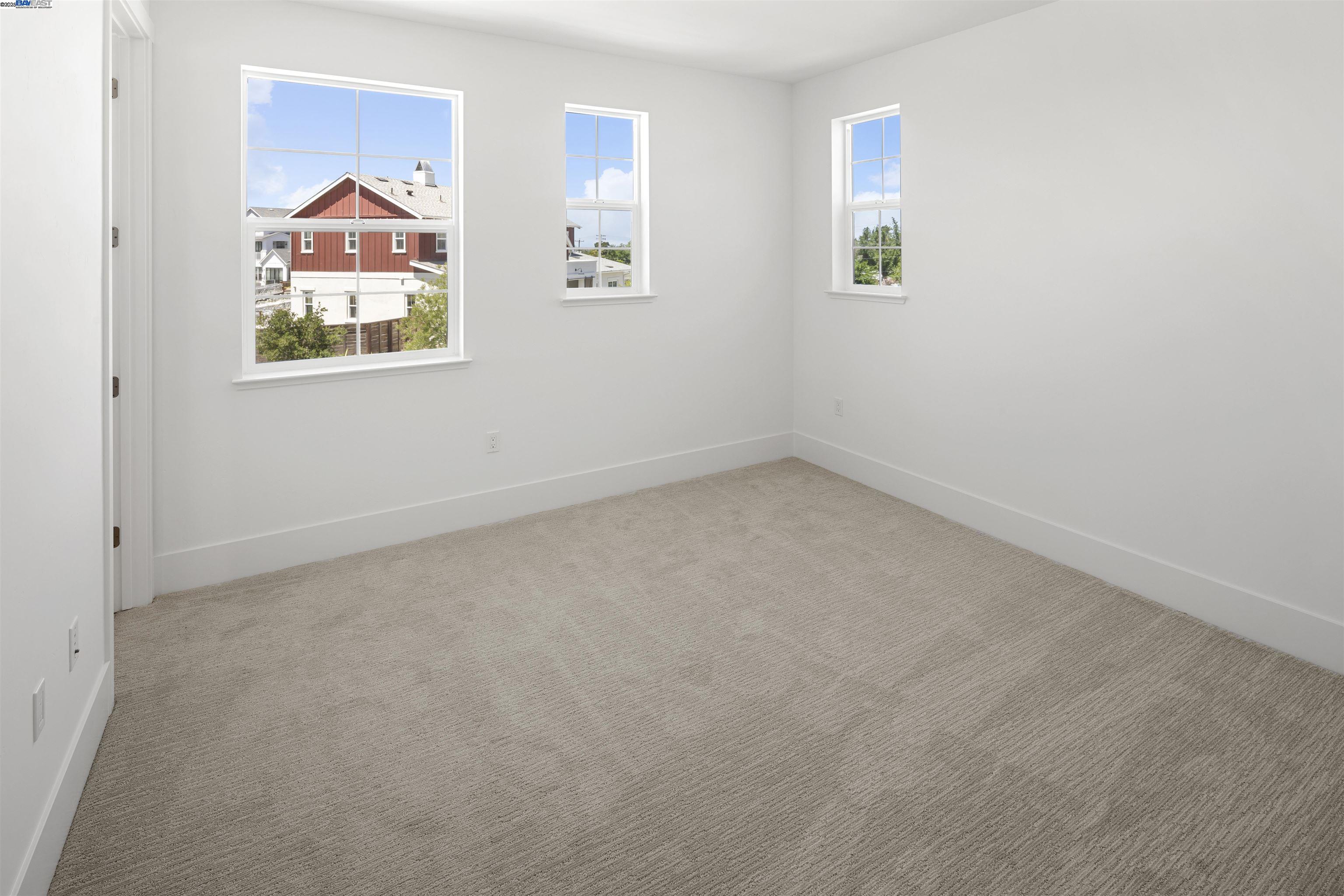 Detail Gallery Image 15 of 23 For 101 Sea Gate Place, Bethel Island,  CA 94511 - 3 Beds | 3 Baths