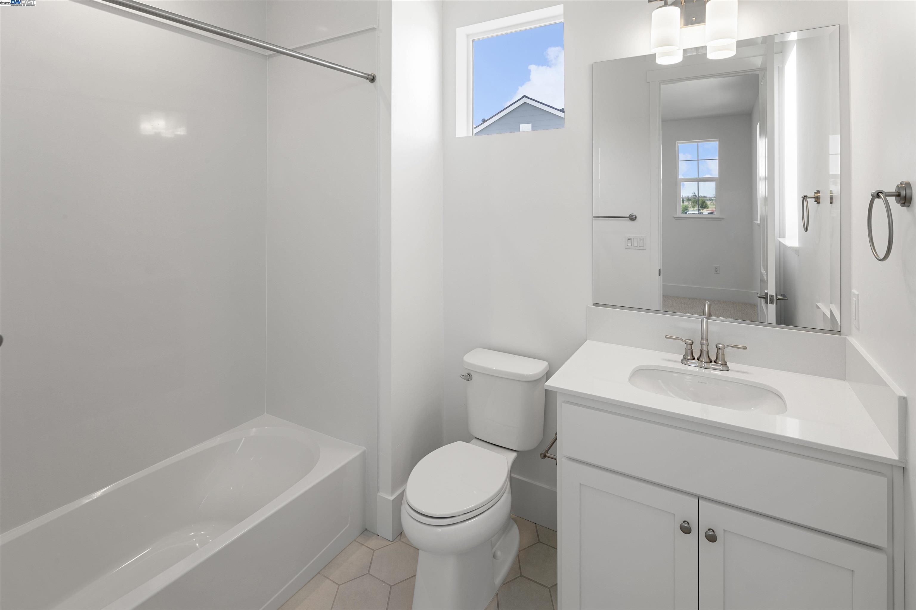 Detail Gallery Image 16 of 23 For 101 Sea Gate Place, Bethel Island,  CA 94511 - 3 Beds | 3 Baths