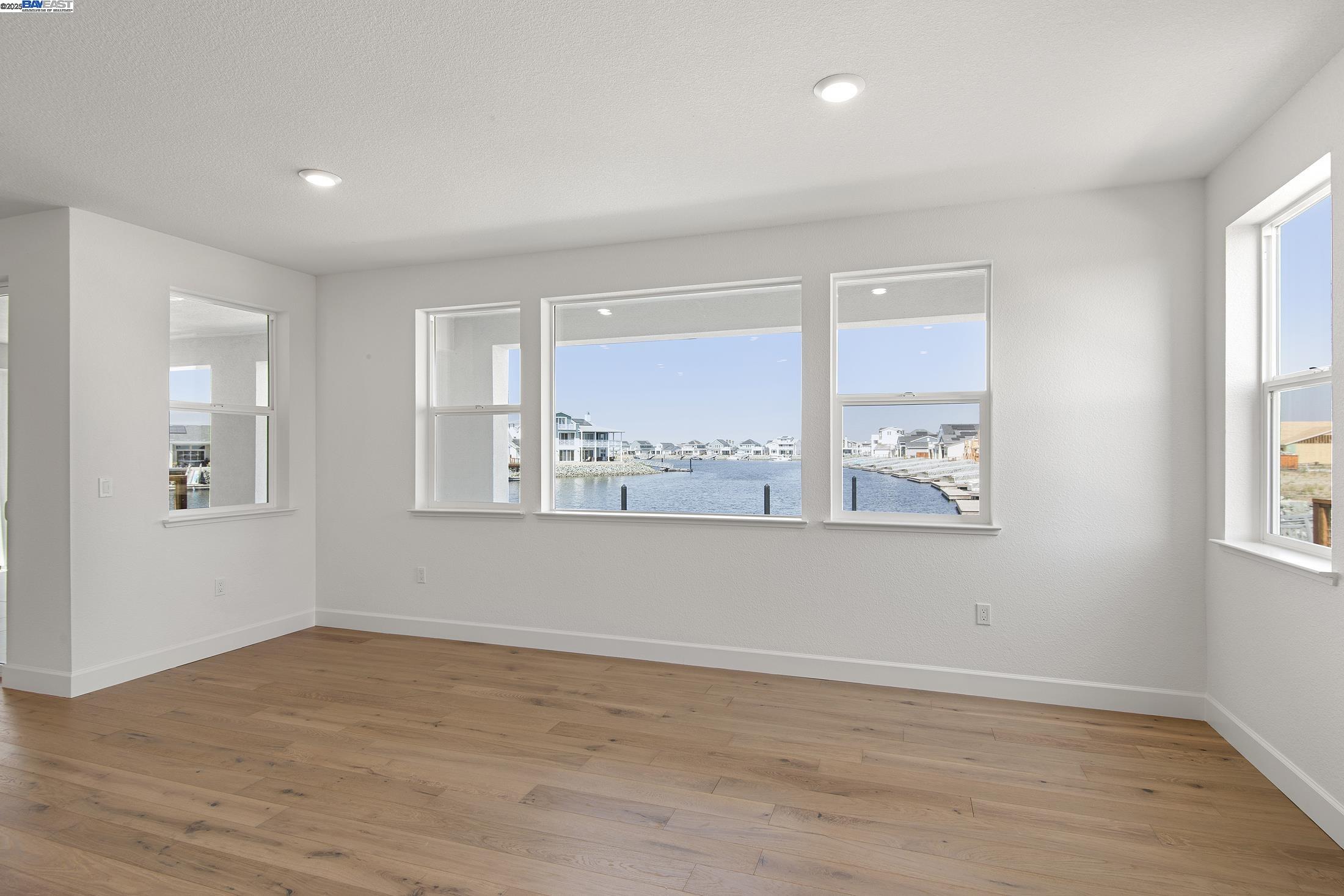 Detail Gallery Image 7 of 17 For 101 Sea Gate Place, Bethel Island,  CA 94511 - 3 Beds | 3 Baths