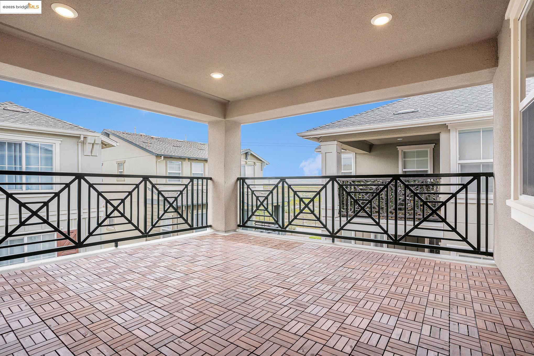 Detail Gallery Image 30 of 44 For 9190 Surf Way, Newark,  CA 94560 - 5 Beds | 4/1 Baths