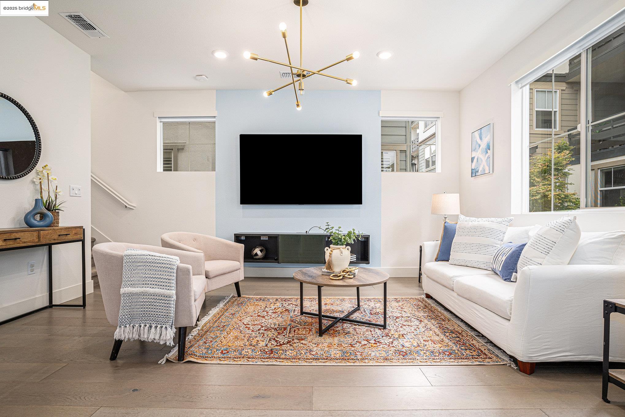 Detail Gallery Image 6 of 44 For 9190 Surf Way, Newark,  CA 94560 - 5 Beds | 4/1 Baths
