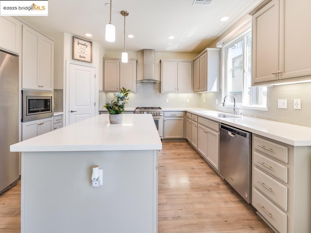 Detail Gallery Image 11 of 34 For 270 Guthrie Lane, Brentwood,  CA 94513 - 4 Beds | 3 Baths