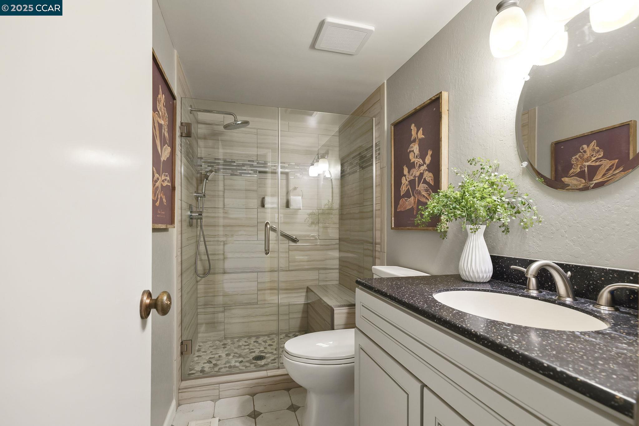 Detail Gallery Image 15 of 33 For 190 Mt Wilson Way, Clayton,  CA 94517 - 5 Beds | 3 Baths