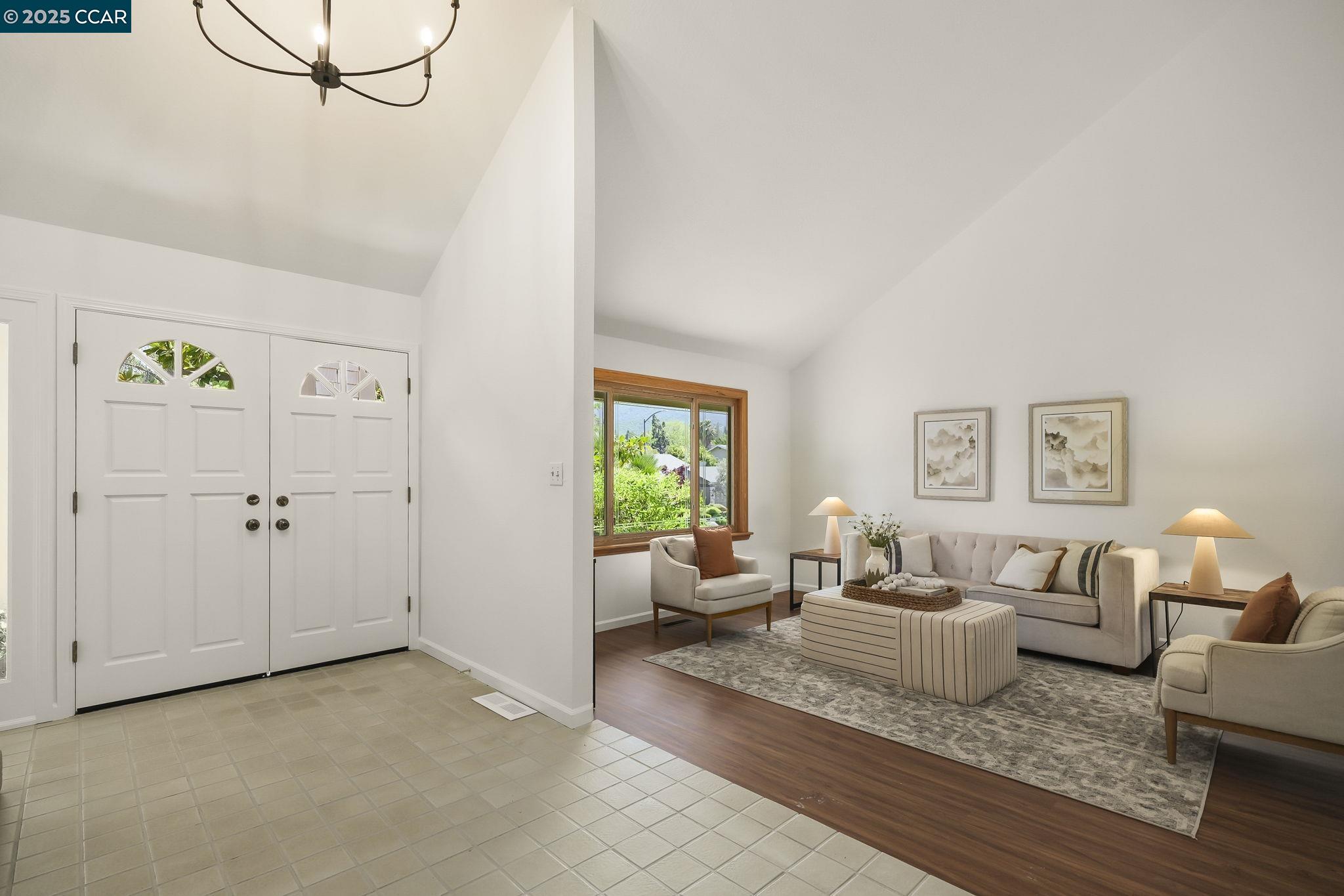 Detail Gallery Image 4 of 33 For 190 Mt Wilson Way, Clayton,  CA 94517 - 5 Beds | 3 Baths