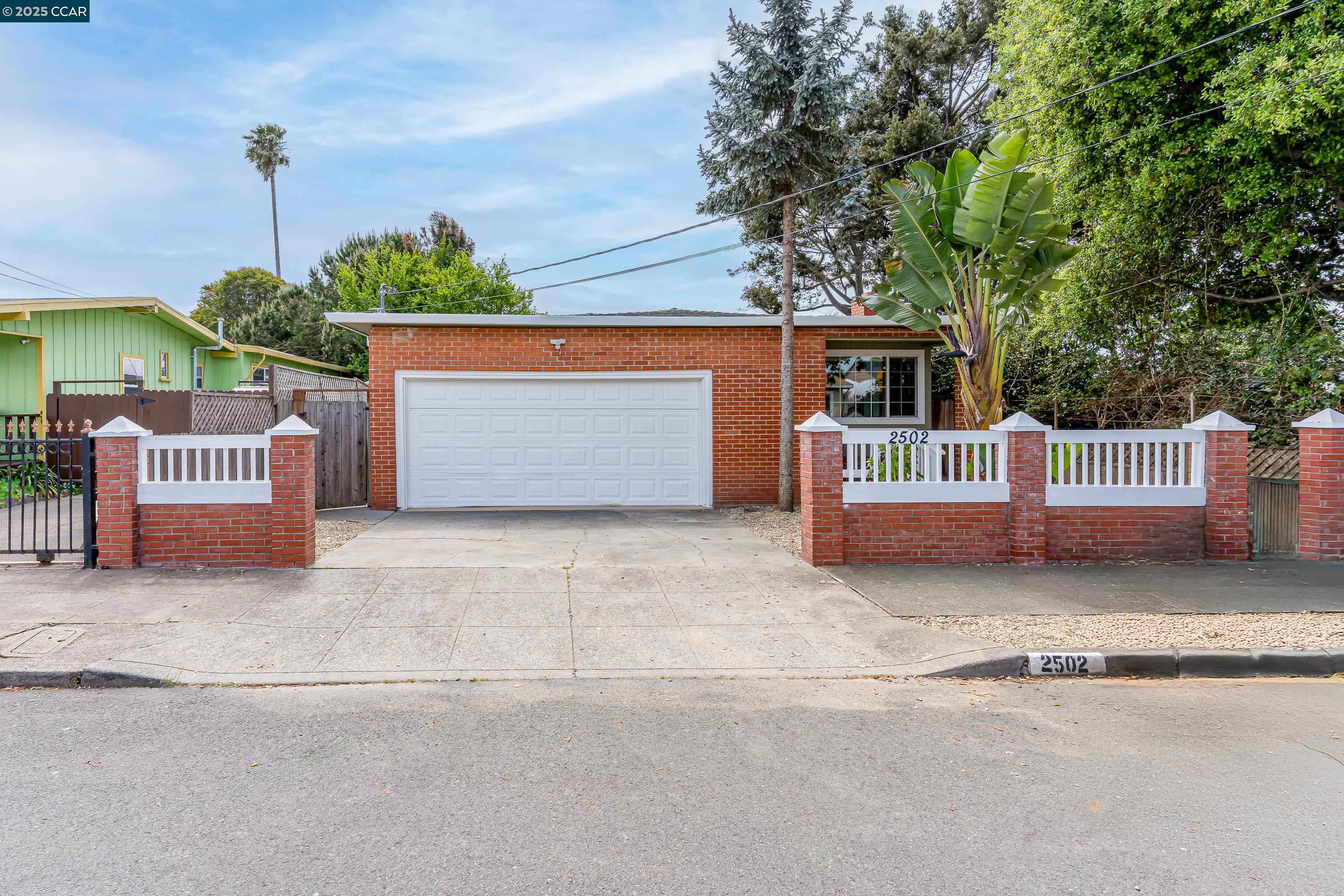 Detail Gallery Image 1 of 53 For 2502 Esmond Ave, Richmond,  CA 94804 - 3 Beds | 2 Baths