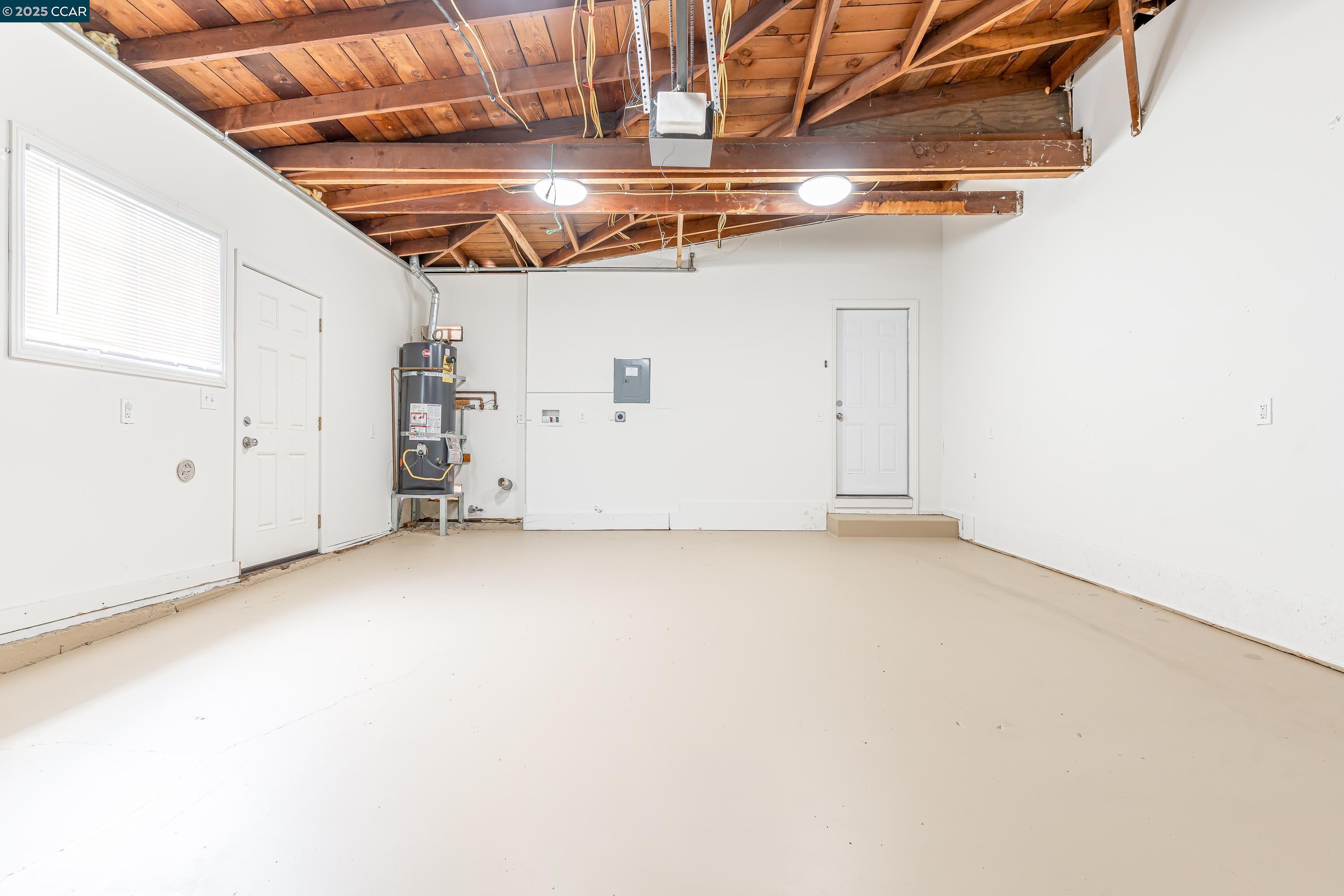 Detail Gallery Image 37 of 53 For 2502 Esmond Ave, Richmond,  CA 94804 - 3 Beds | 2 Baths