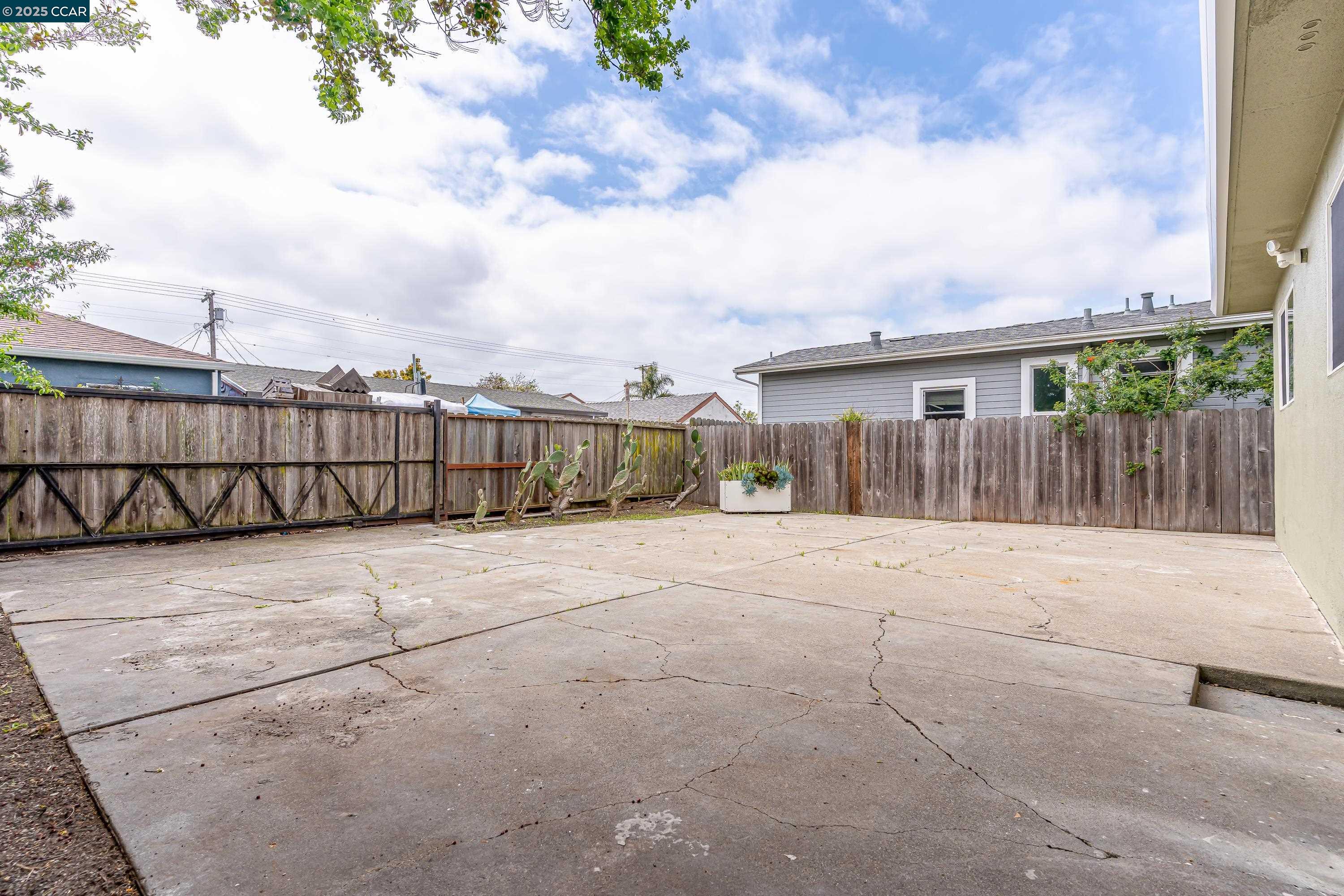 Detail Gallery Image 42 of 53 For 2502 Esmond Ave, Richmond,  CA 94804 - 3 Beds | 2 Baths