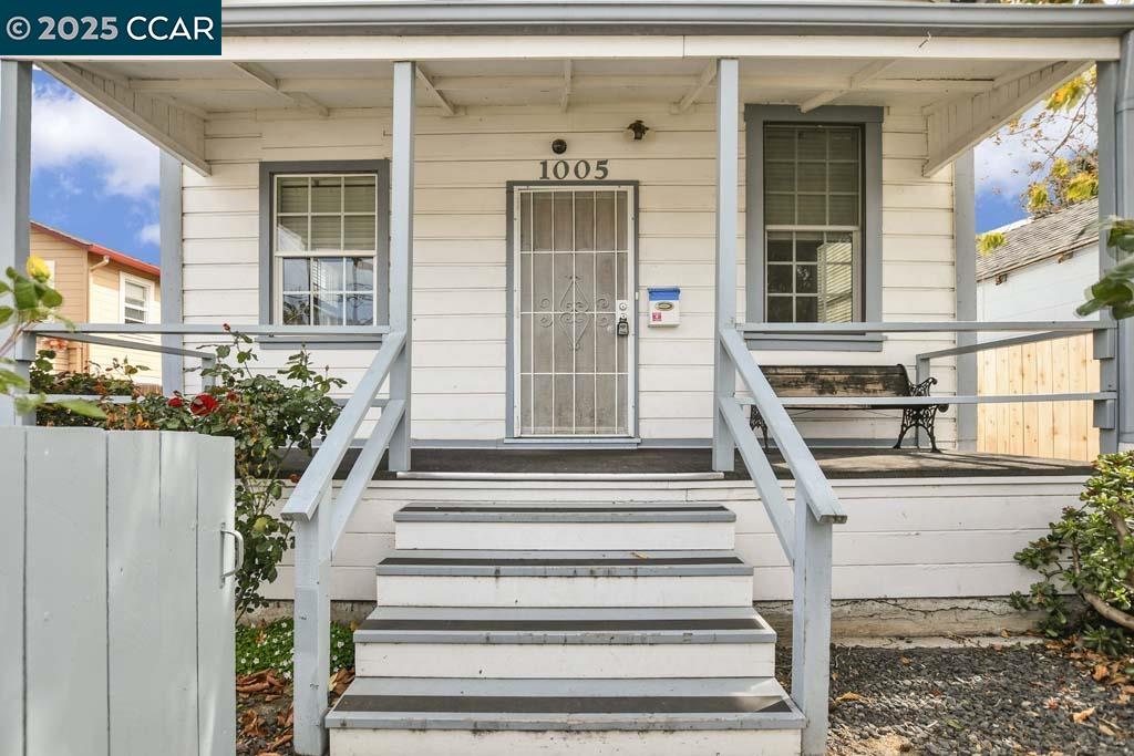 Detail Gallery Image 7 of 38 For 1005 W 5th Street, Antioch,  CA 94509 - 4 Beds | 1/1 Baths