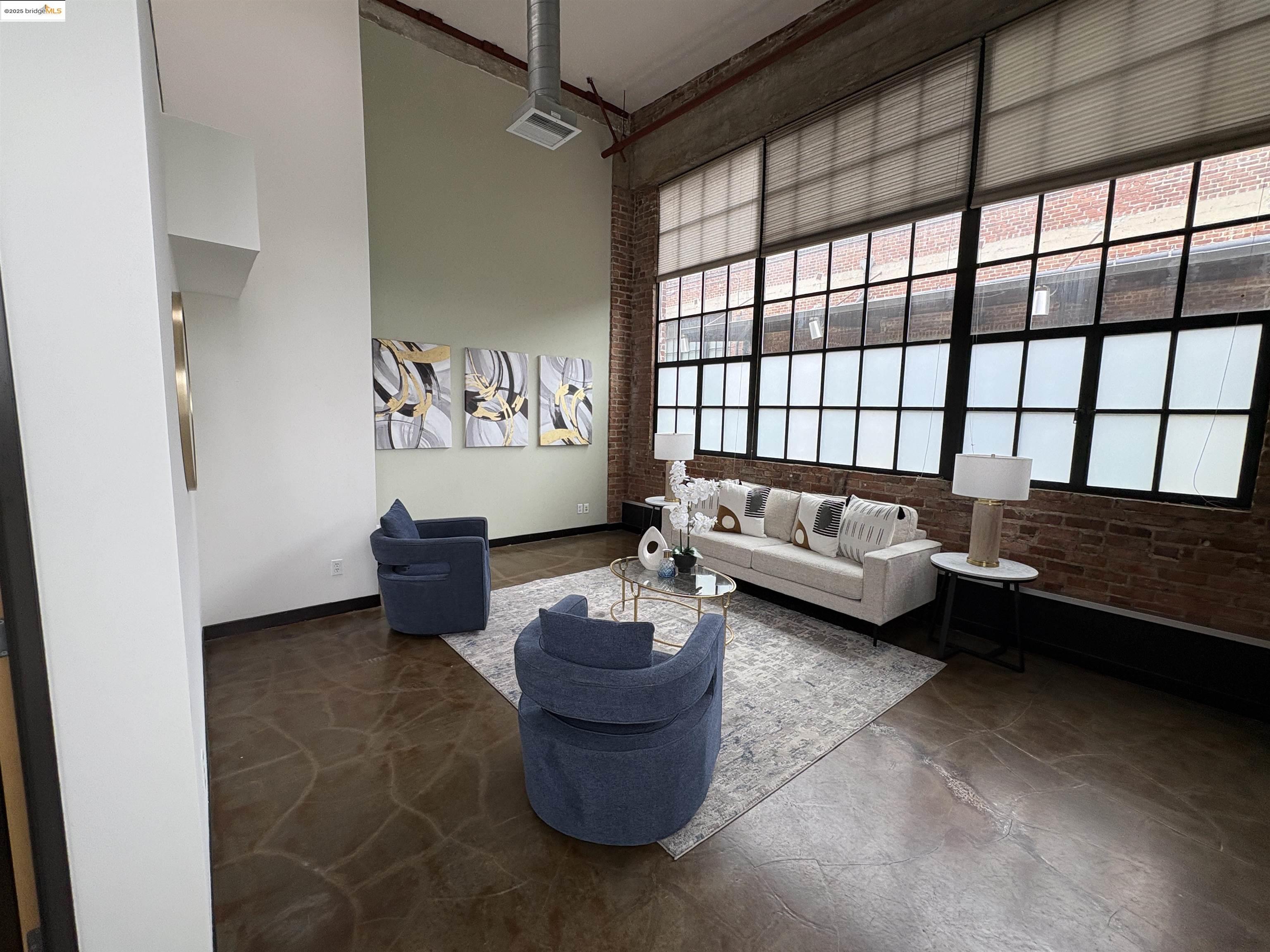Photo #9: 41093725 Listing: Photo #9