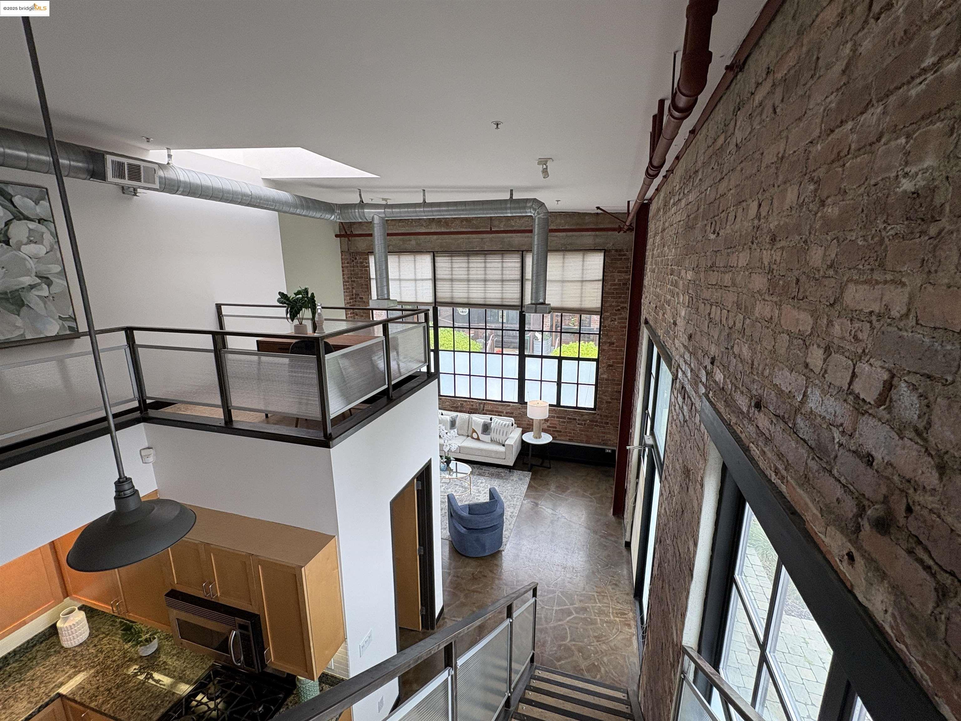 Detail Gallery Image 20 of 30 For 425 E 11th St #15,  Oakland,  CA 94606 - 1 Beds | 1 Baths