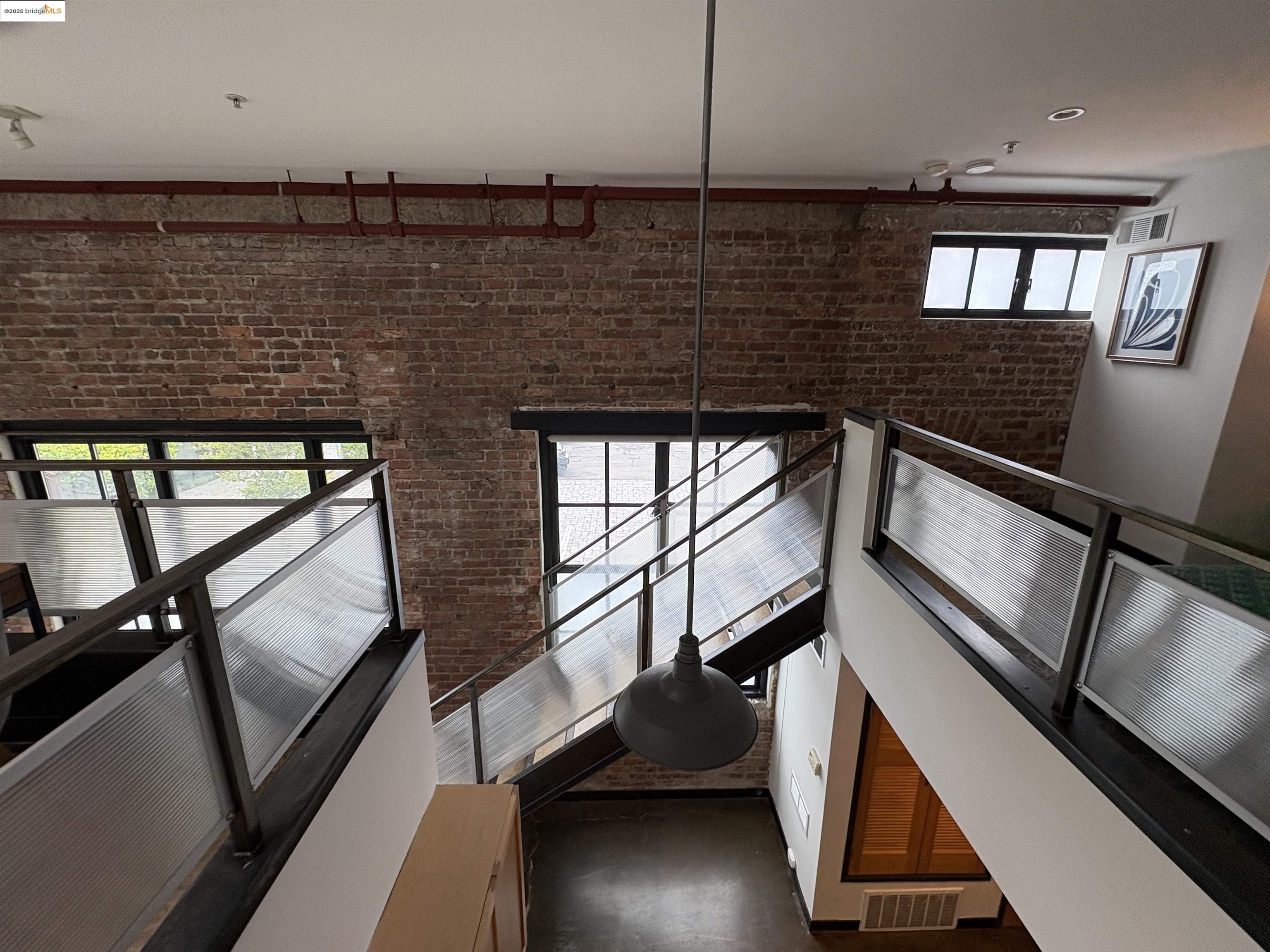 Detail Gallery Image 23 of 30 For 425 E 11th St #15,  Oakland,  CA 94606 - 1 Beds | 1 Baths