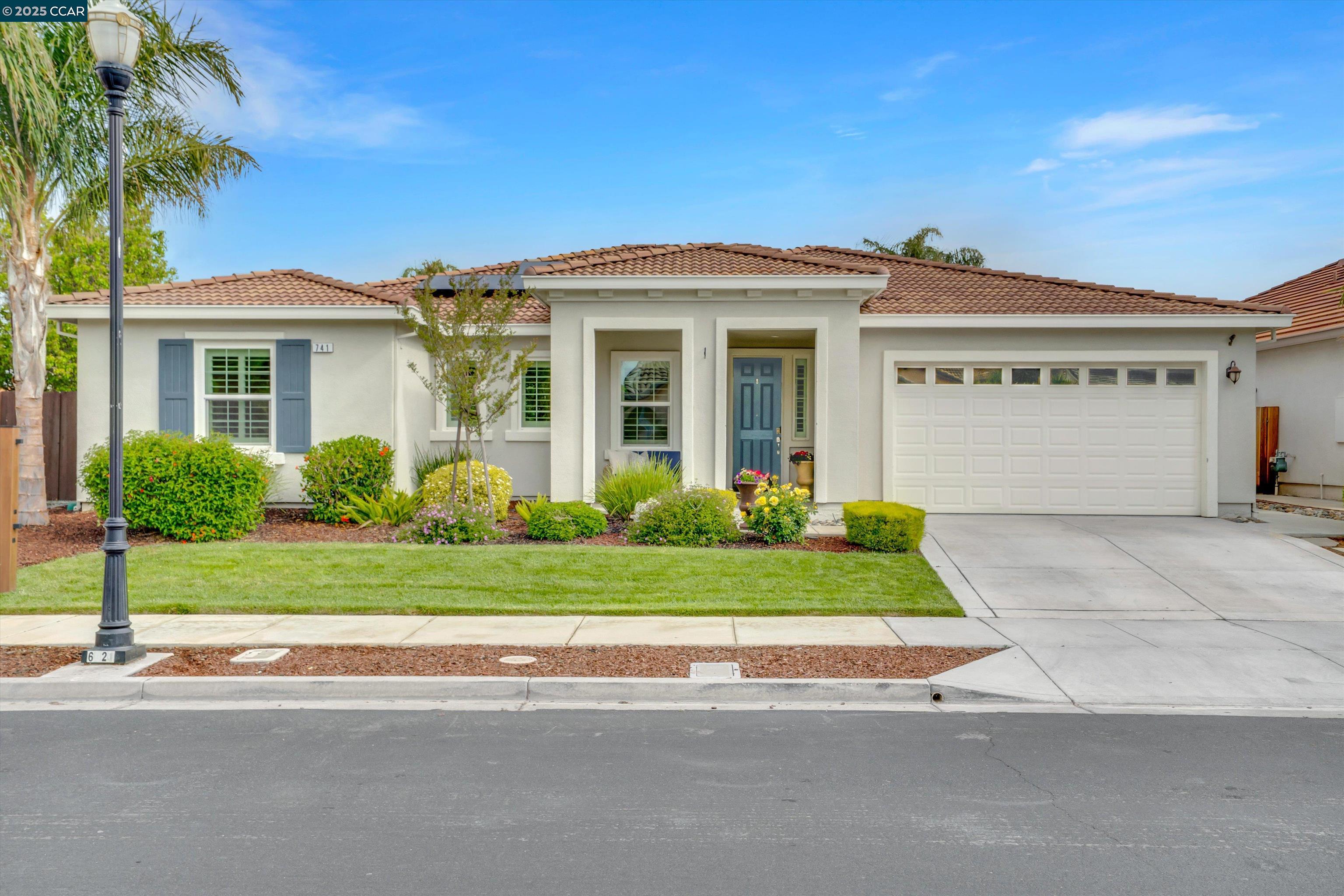 Detail Gallery Image 2 of 49 For 741 Jennifer St, Brentwood,  CA 94513 - 4 Beds | 2/1 Baths