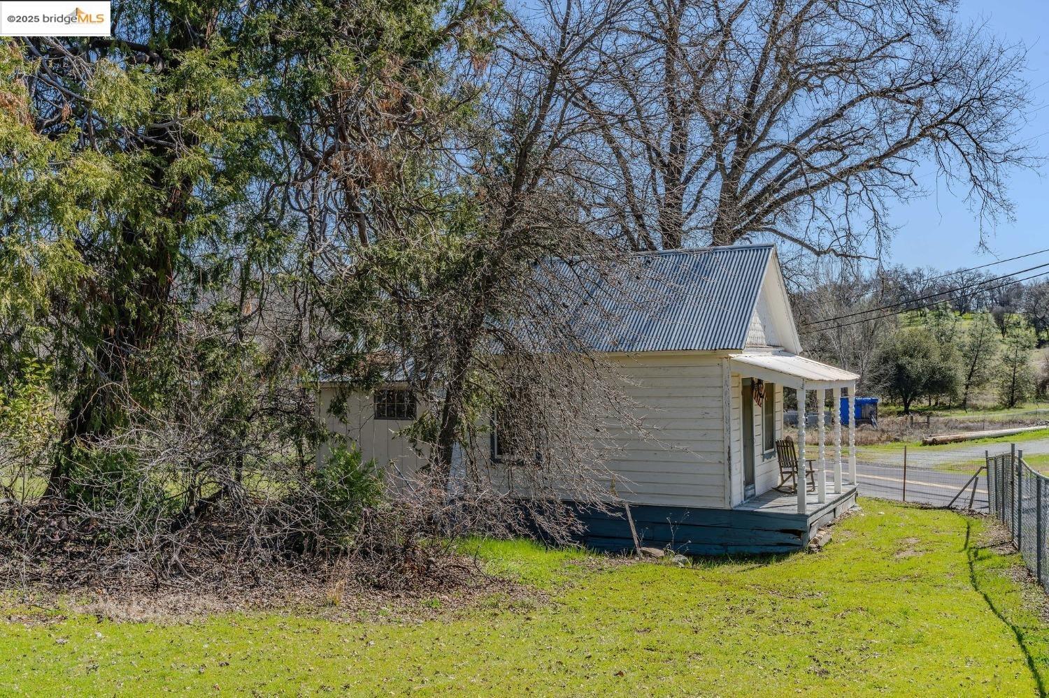 Detail Gallery Image 10 of 37 For 3651 Main St 1, Vallecito,  CA 95251 - 2 Beds | 1 Baths