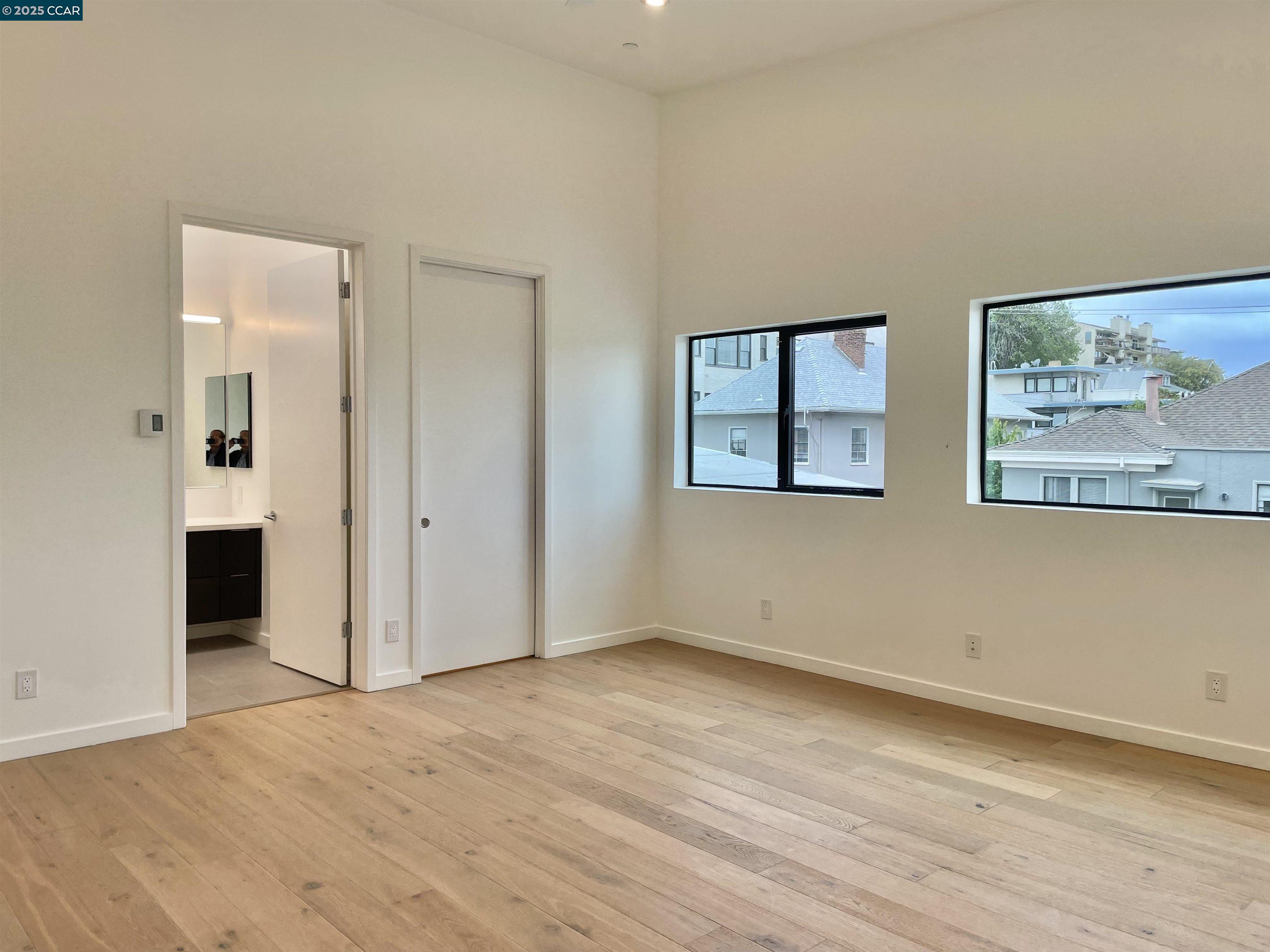 Photo #15: 41093740 Listing: Photo #15