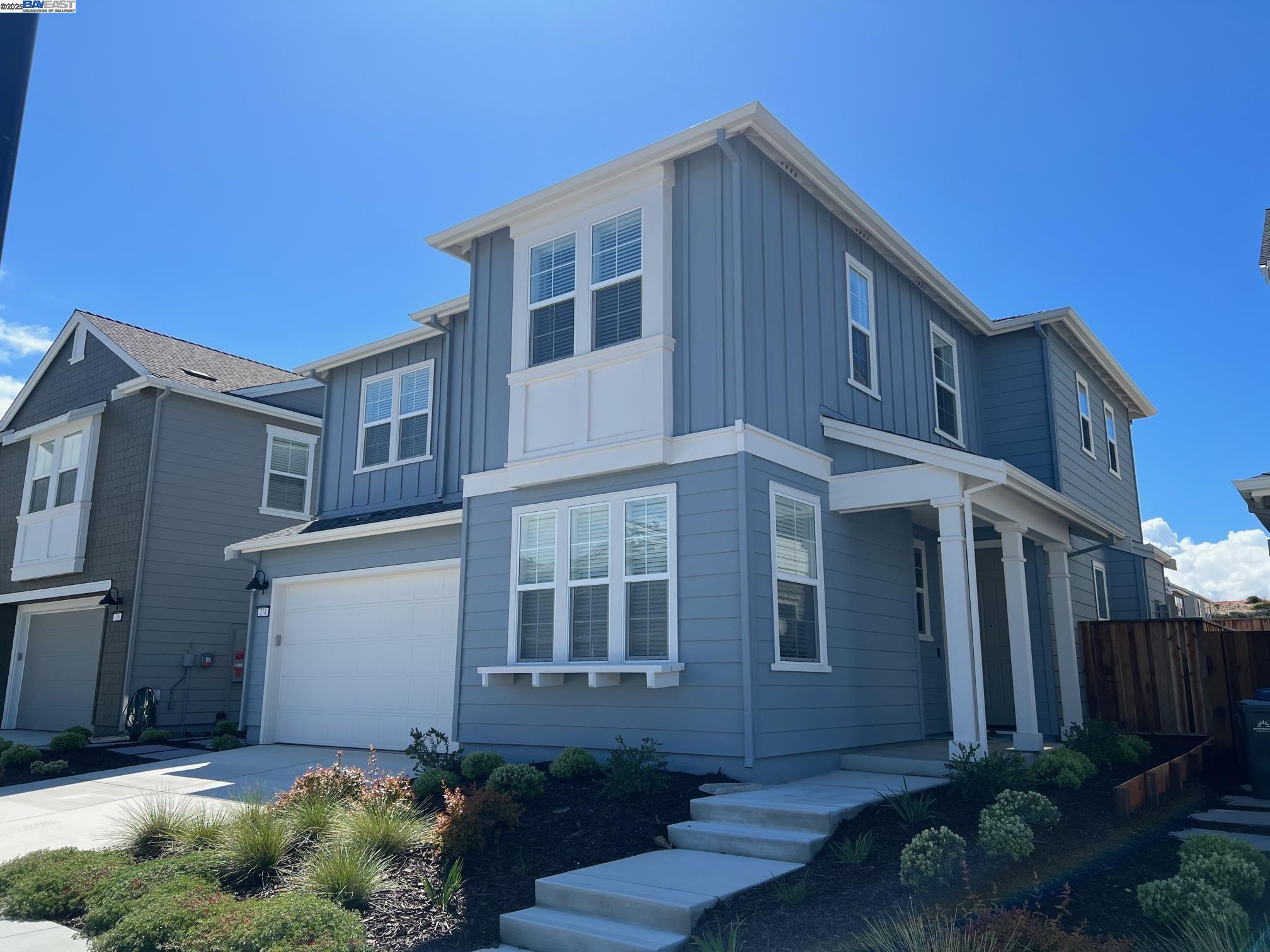 Detail Gallery Image 1 of 40 For Skyview Dr, –,  CA 93933 - 3 Beds | 2/1 Baths