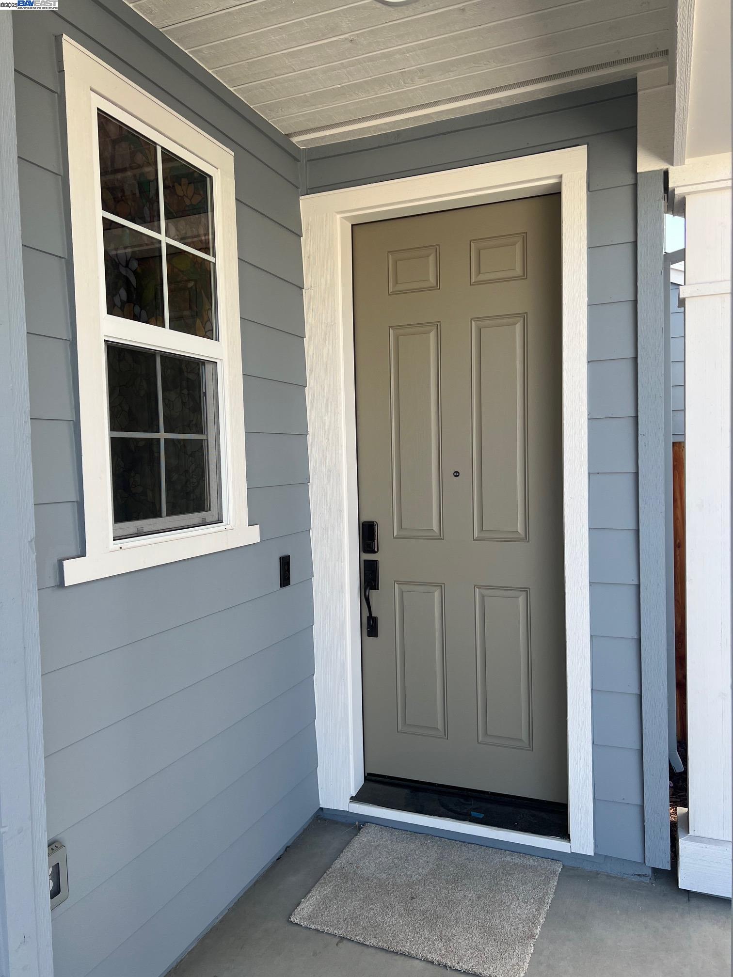 Detail Gallery Image 2 of 40 For Skyview Dr, –,  CA 93933 - 3 Beds | 2/1 Baths