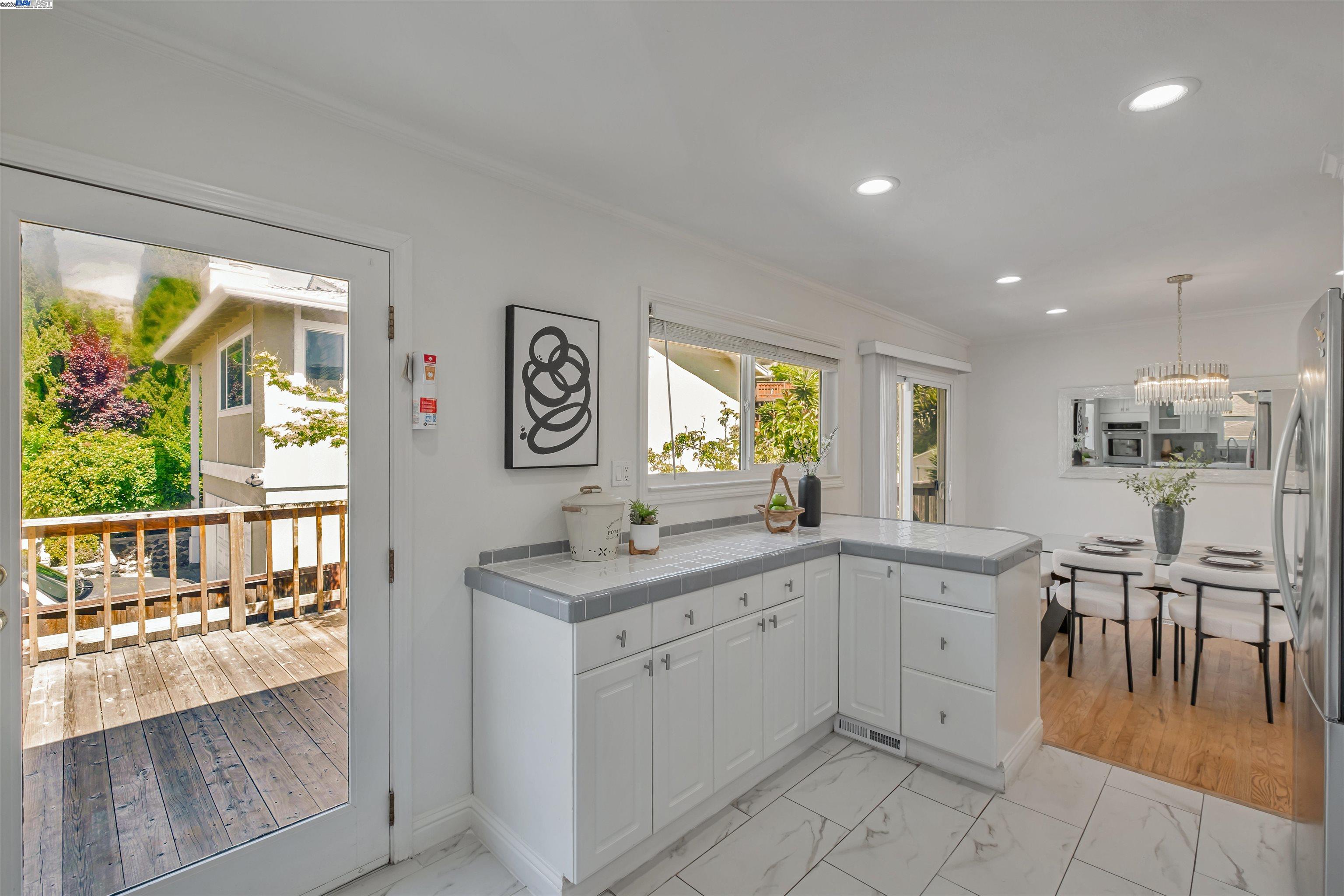 Detail Gallery Image 15 of 44 For 431 Monaco Ave, Union City,  CA 94587 - 4 Beds | 2 Baths