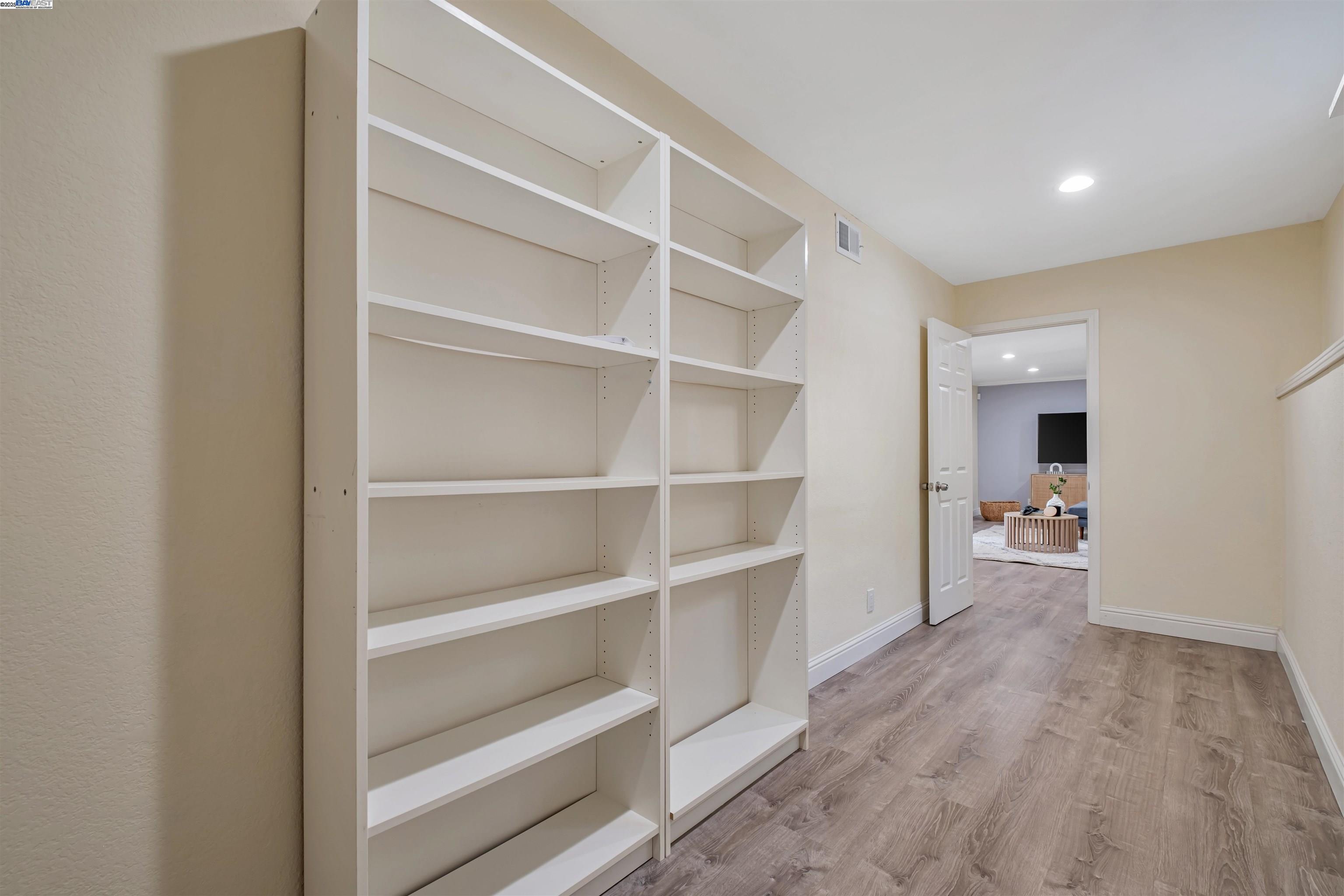 Detail Gallery Image 37 of 44 For 431 Monaco Ave, Union City,  CA 94587 - 4 Beds | 2 Baths