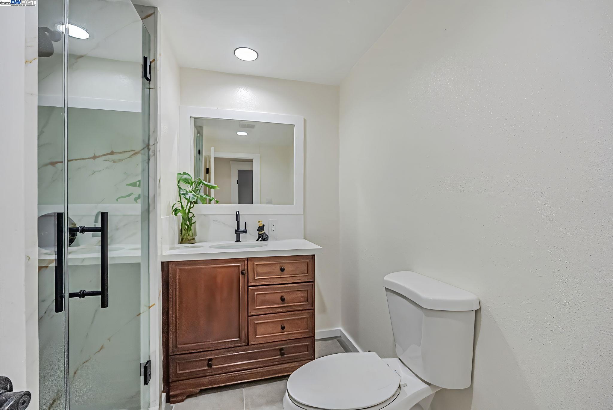 Detail Gallery Image 17 of 24 For 19150 Hesperian Blvd #19,  Hayward,  CA 94541 - 3 Beds | 1 Baths