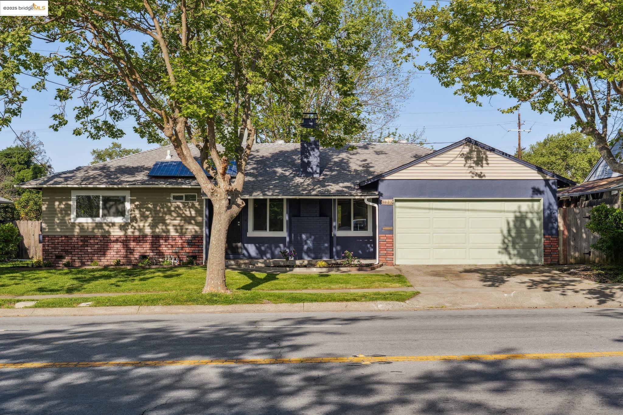 Detail Gallery Image 1 of 1 For 1123 Oakwood Ave, Vallejo,  CA 94591 - 3 Beds | 2 Baths