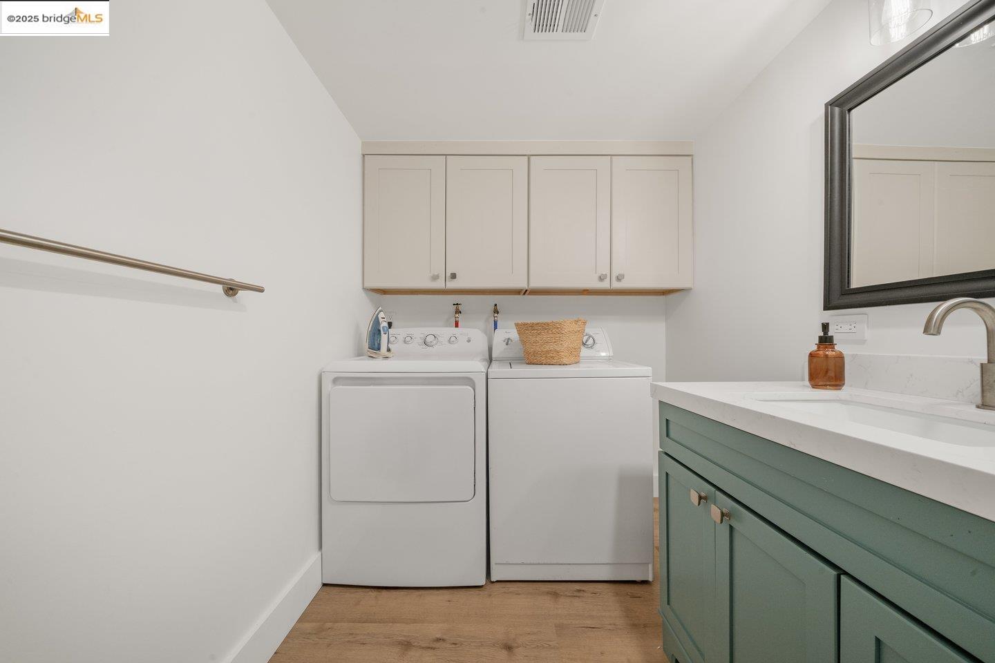 Detail Gallery Image 13 of 43 For 1800 Laguna #24,  Concord,  CA 94520 - 2 Beds | 1/1 Baths