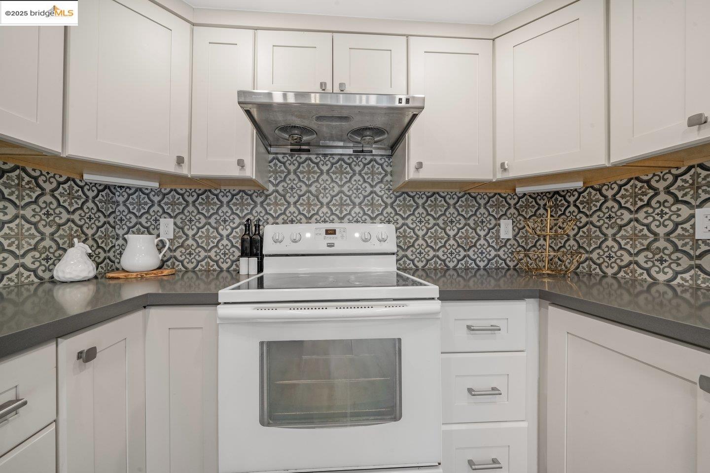 Detail Gallery Image 21 of 43 For 1800 Laguna #24,  Concord,  CA 94520 - 2 Beds | 1/1 Baths