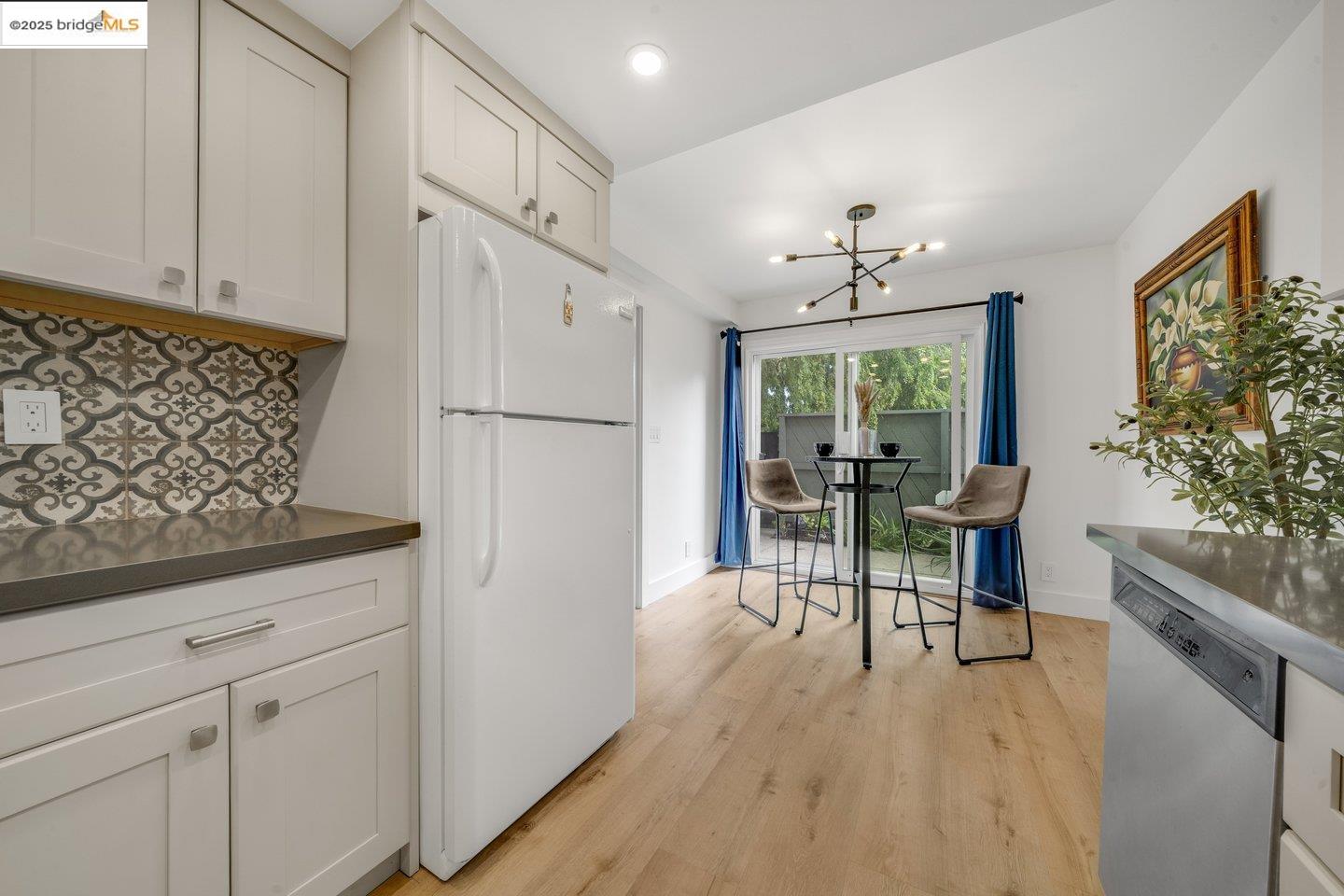 Detail Gallery Image 24 of 43 For 1800 Laguna #24,  Concord,  CA 94520 - 2 Beds | 1/1 Baths