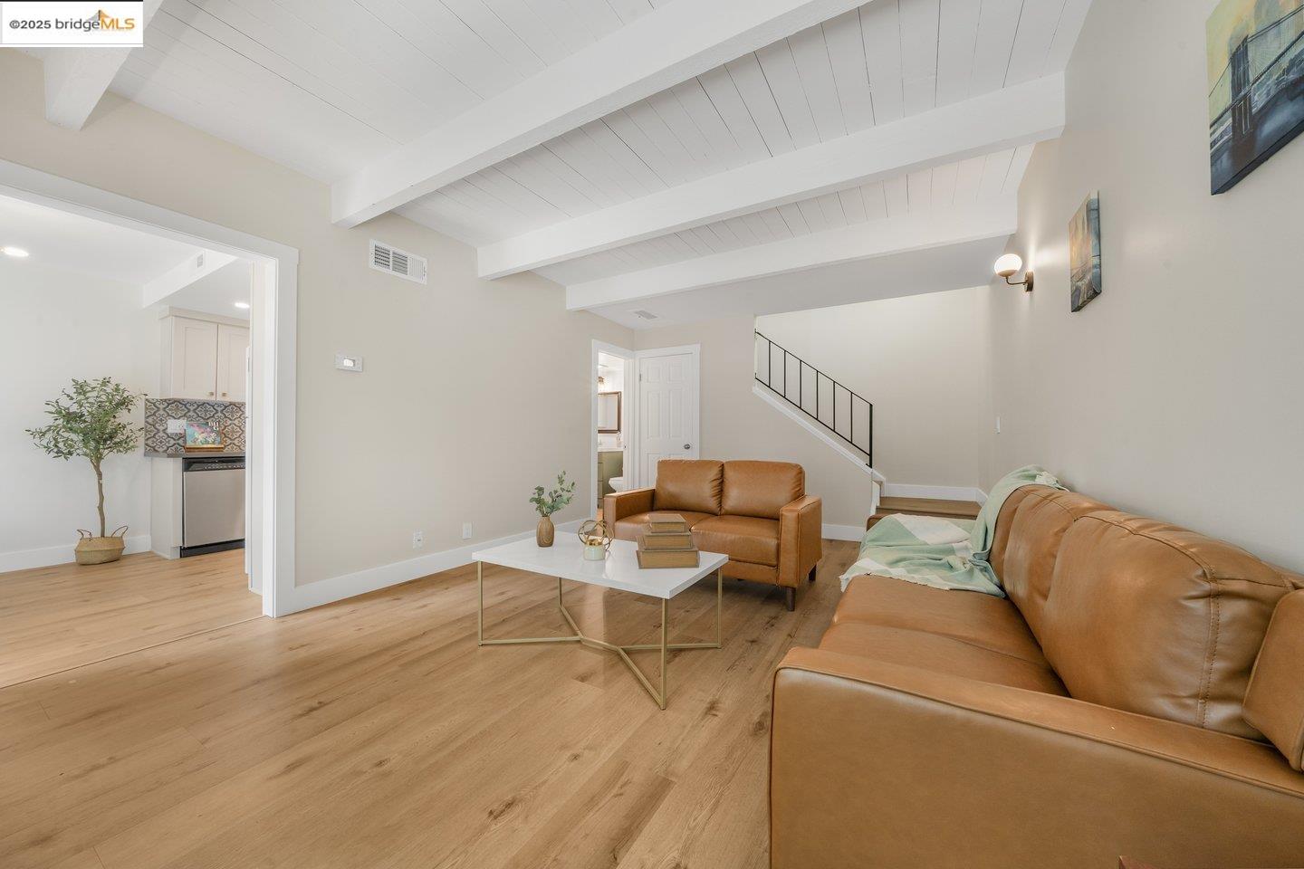 Detail Gallery Image 9 of 43 For 1800 Laguna #24,  Concord,  CA 94520 - 2 Beds | 1/1 Baths