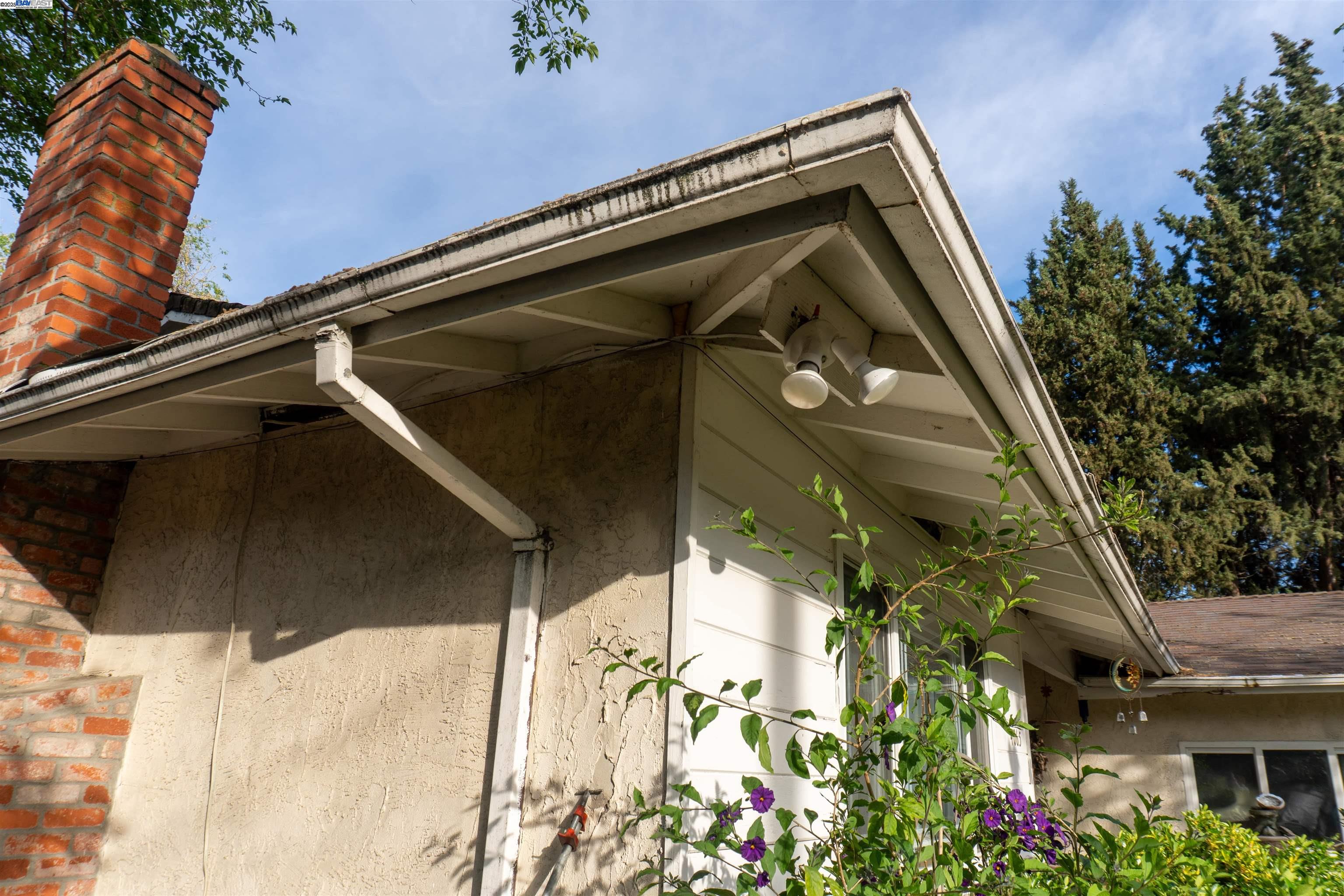 Detail Gallery Image 14 of 32 For 4065 Cowell Rd, Concord,  CA 94518 - 3 Beds | 2 Baths