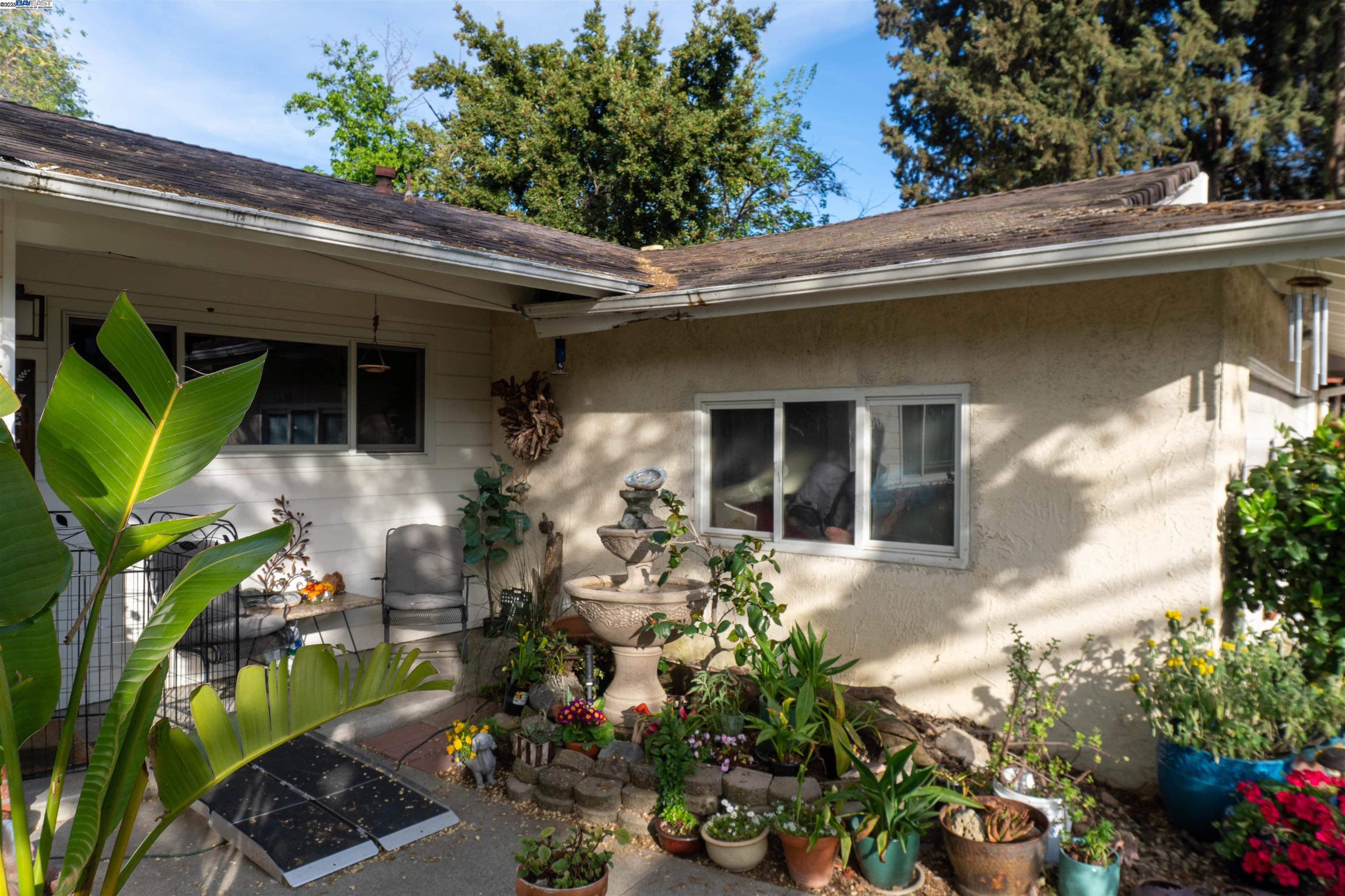 Detail Gallery Image 15 of 32 For 4065 Cowell Rd, Concord,  CA 94518 - 3 Beds | 2 Baths