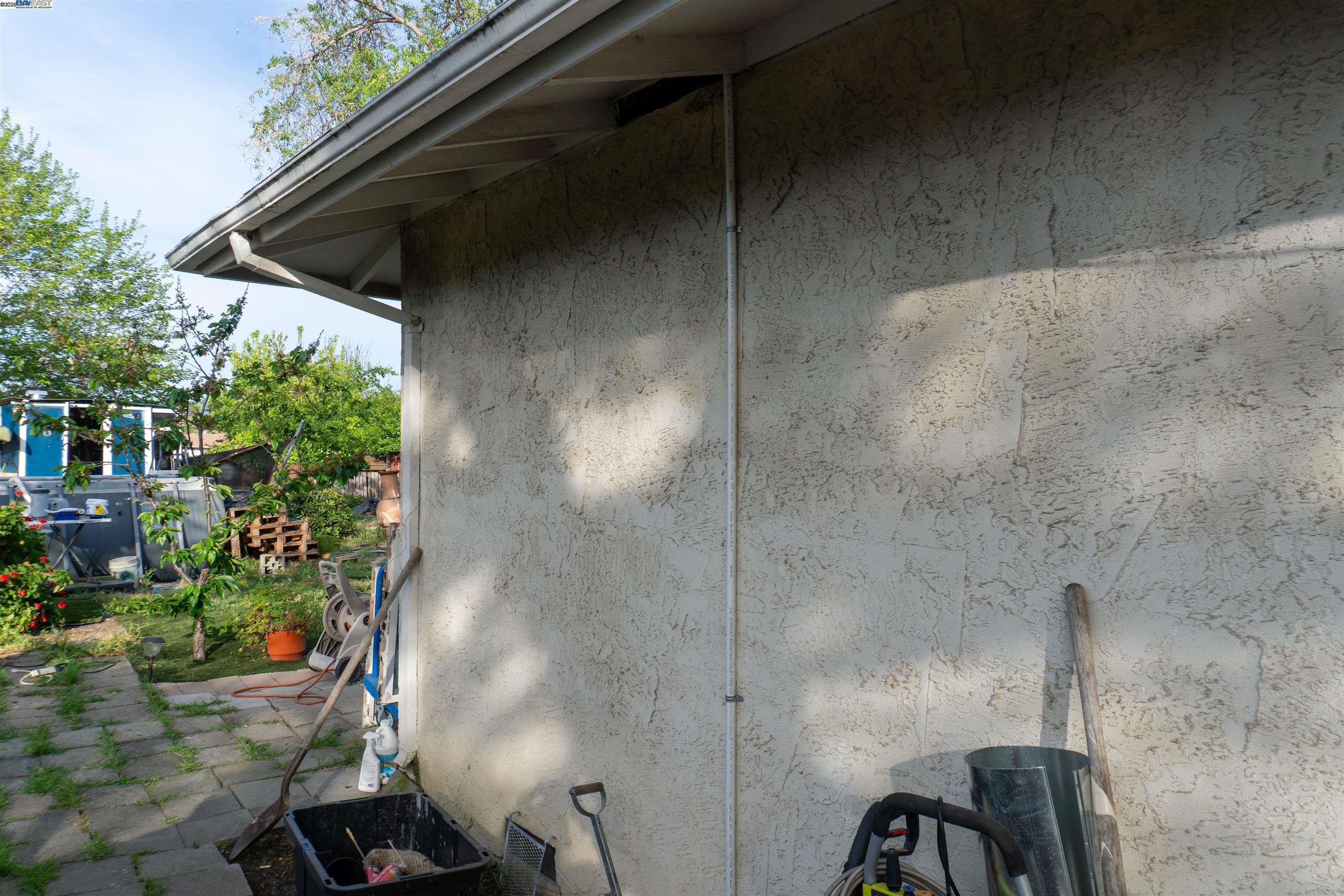 Detail Gallery Image 18 of 32 For 4065 Cowell Rd, Concord,  CA 94518 - 3 Beds | 2 Baths