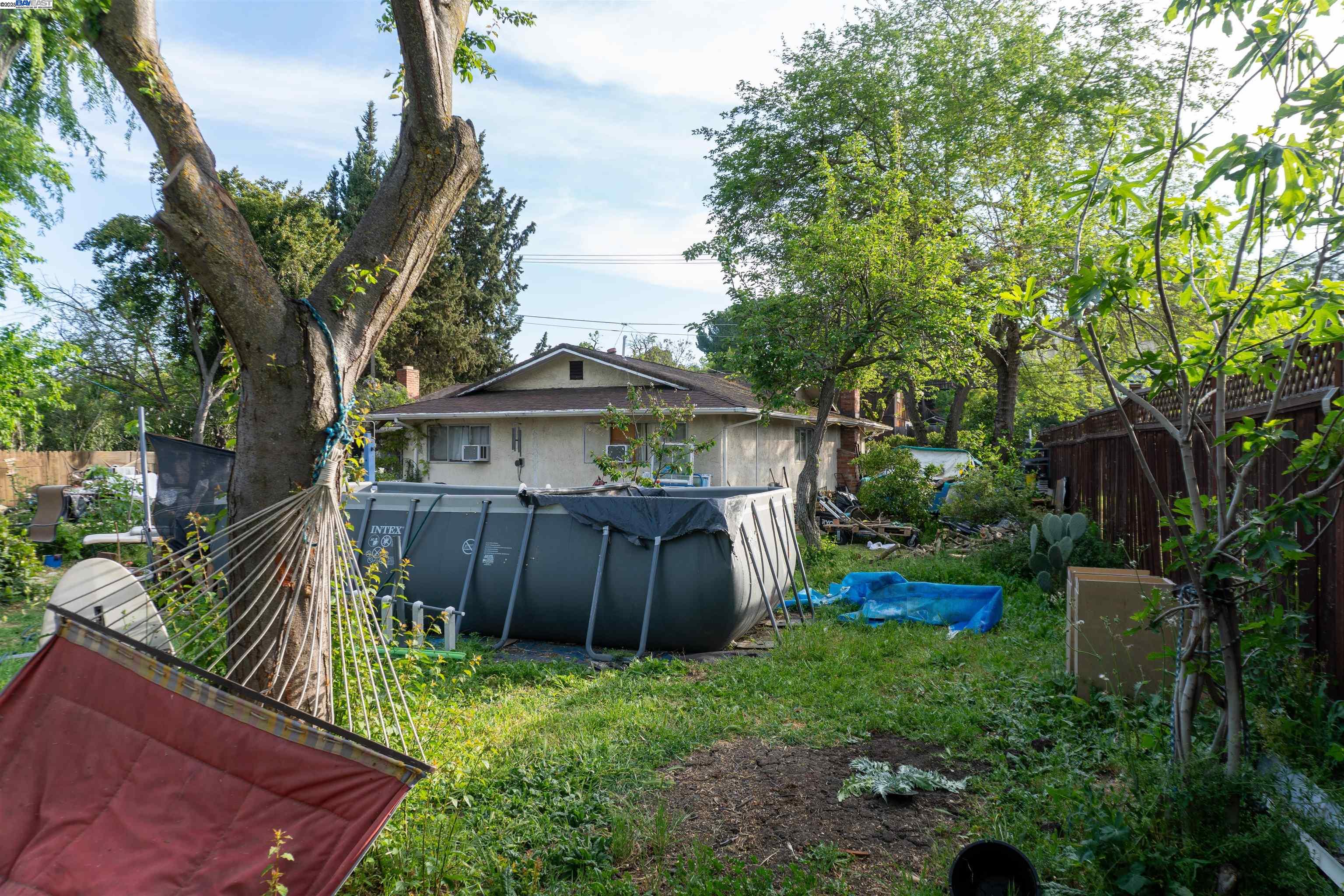 Detail Gallery Image 26 of 32 For 4065 Cowell Rd, Concord,  CA 94518 - 3 Beds | 2 Baths