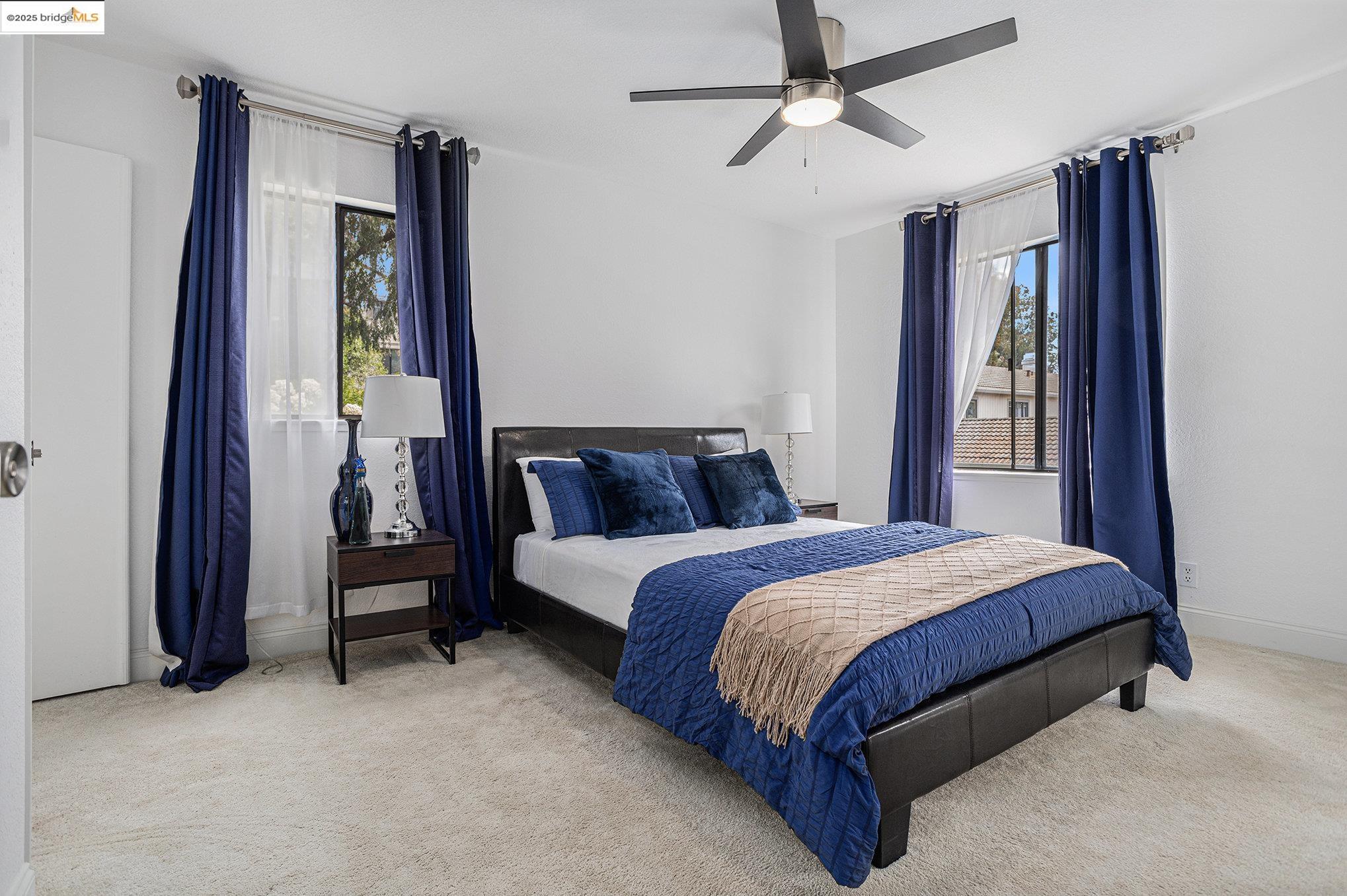 Detail Gallery Image 13 of 30 For 9 Moraine Ct, Hercules,  CA 94547 - 3 Beds | 2/1 Baths
