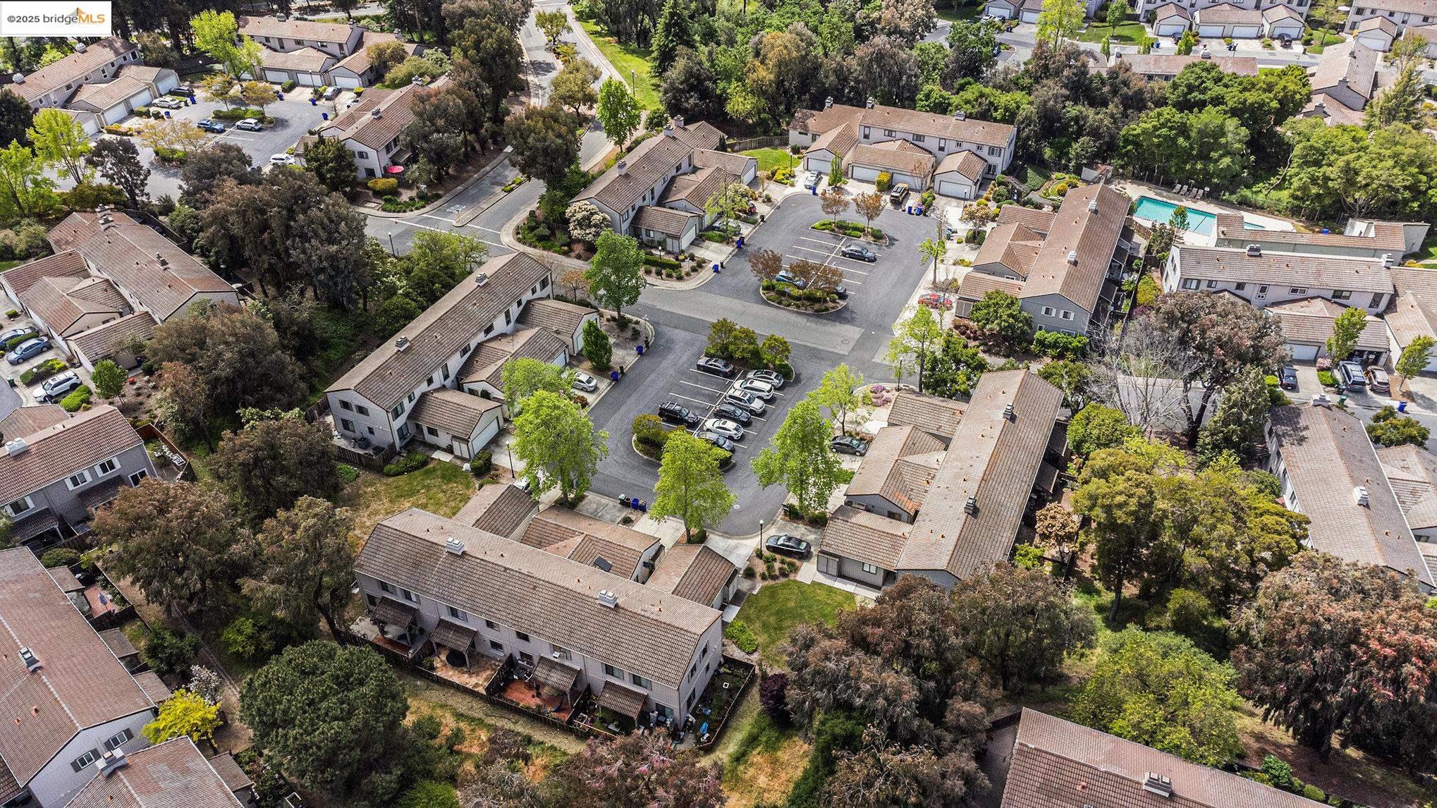 Detail Gallery Image 25 of 30 For 9 Moraine Ct, Hercules,  CA 94547 - 3 Beds | 2/1 Baths