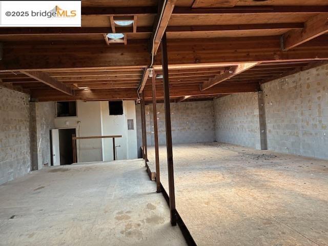 Detail Gallery Image 10 of 10 For 1528 International Blvd, Oakland,  CA 94606 - 0 Beds | 0 Baths