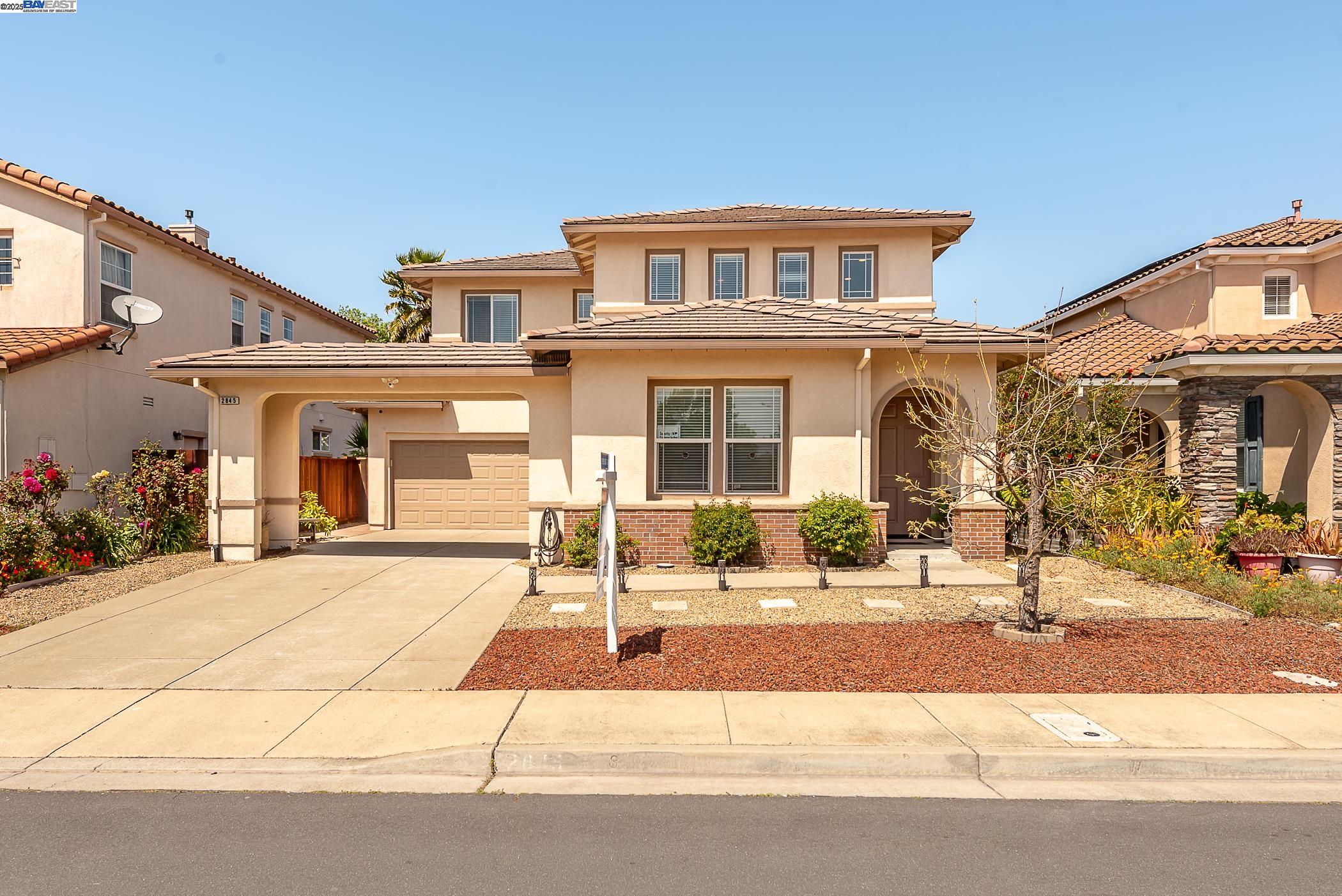 Detail Gallery Image 1 of 1 For 2845 Dune Cir, Hayward,  CA 94545 - 4 Beds | 3/1 Baths
