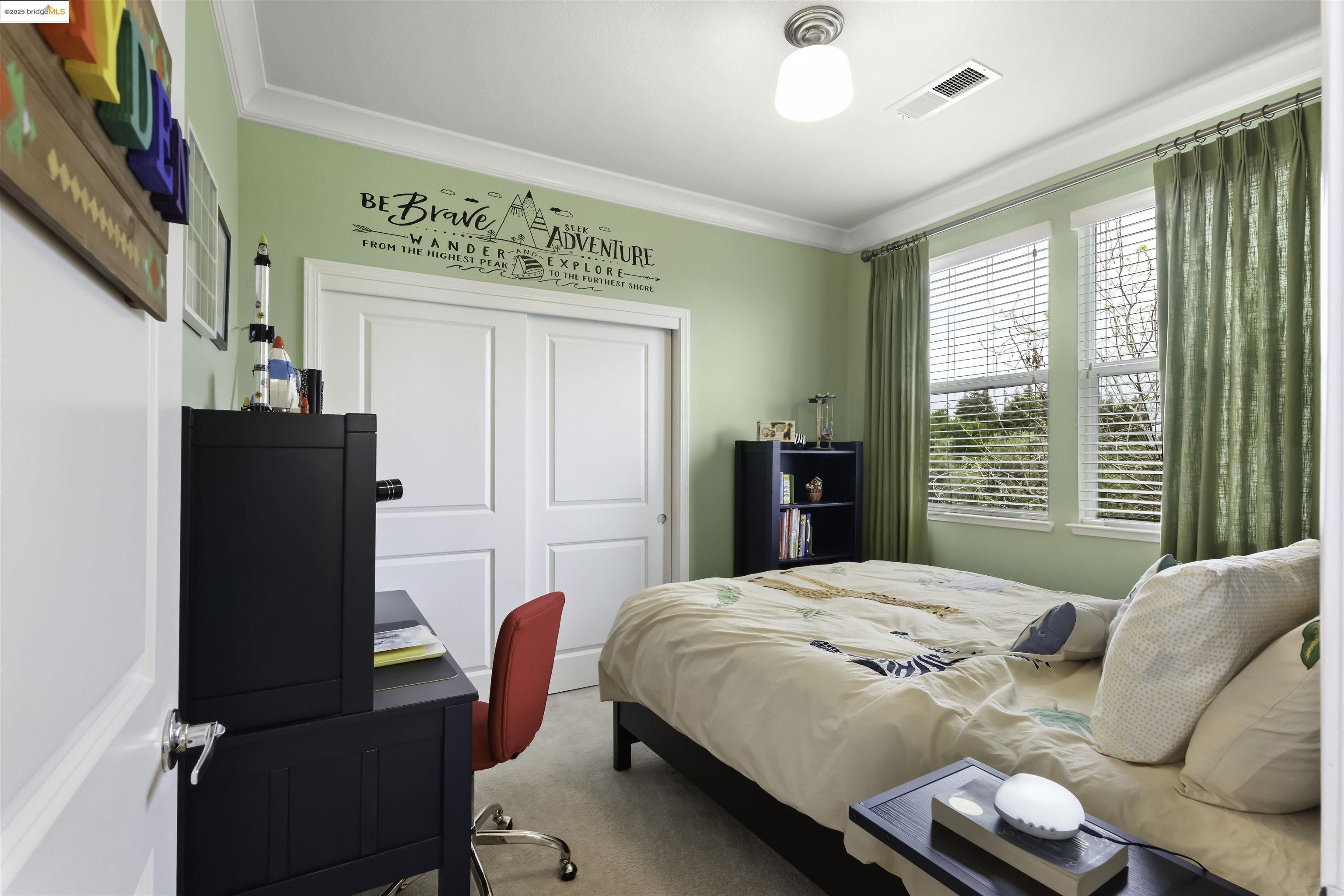 Detail Gallery Image 22 of 36 For 23308 Wilmot Cir, Hayward,  CA 94545 - 3 Beds | 3/1 Baths