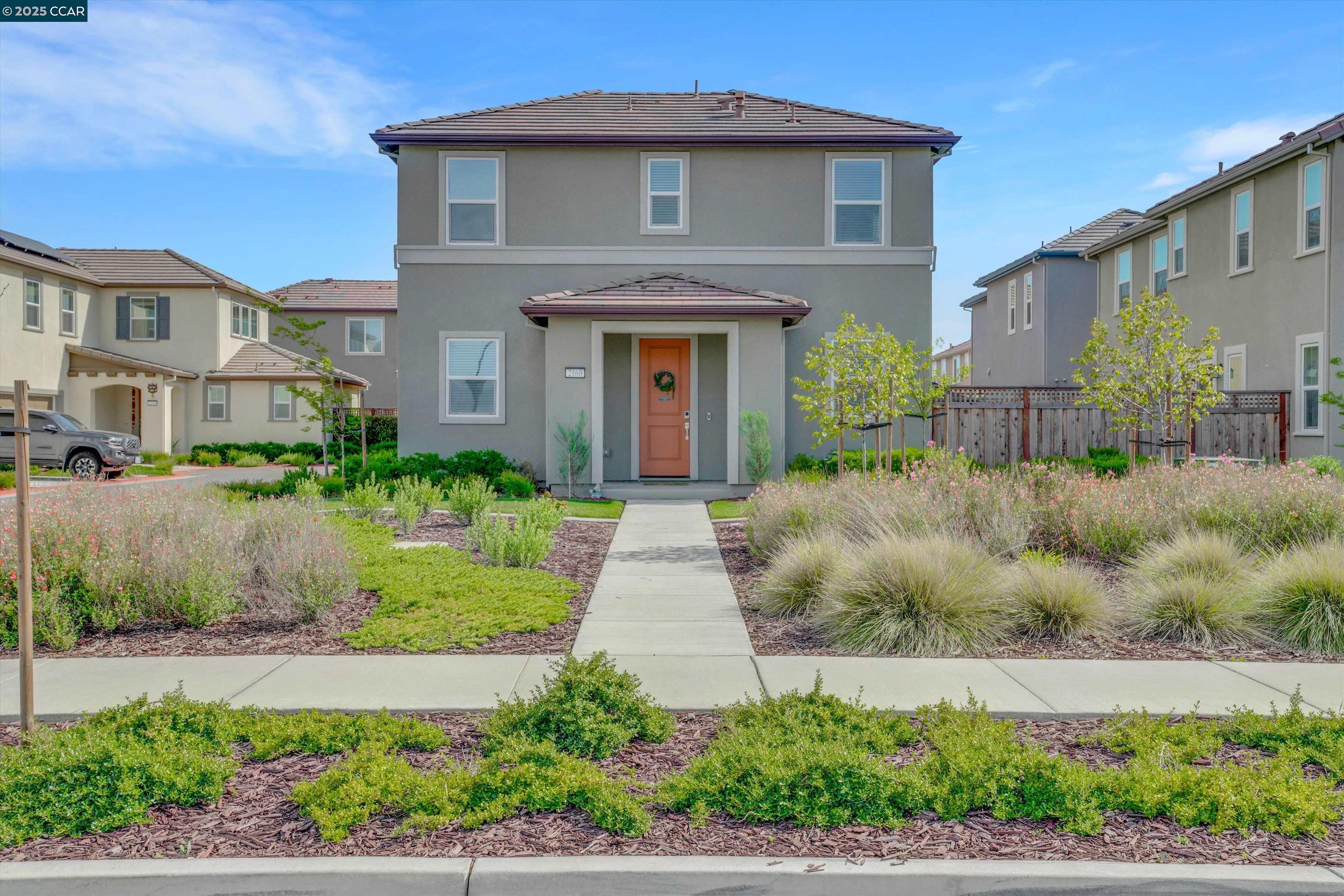 Detail Gallery Image 1 of 37 For 2160 Marina Dr, Lathrop,  CA 95330 - 3 Beds | 2/1 Baths