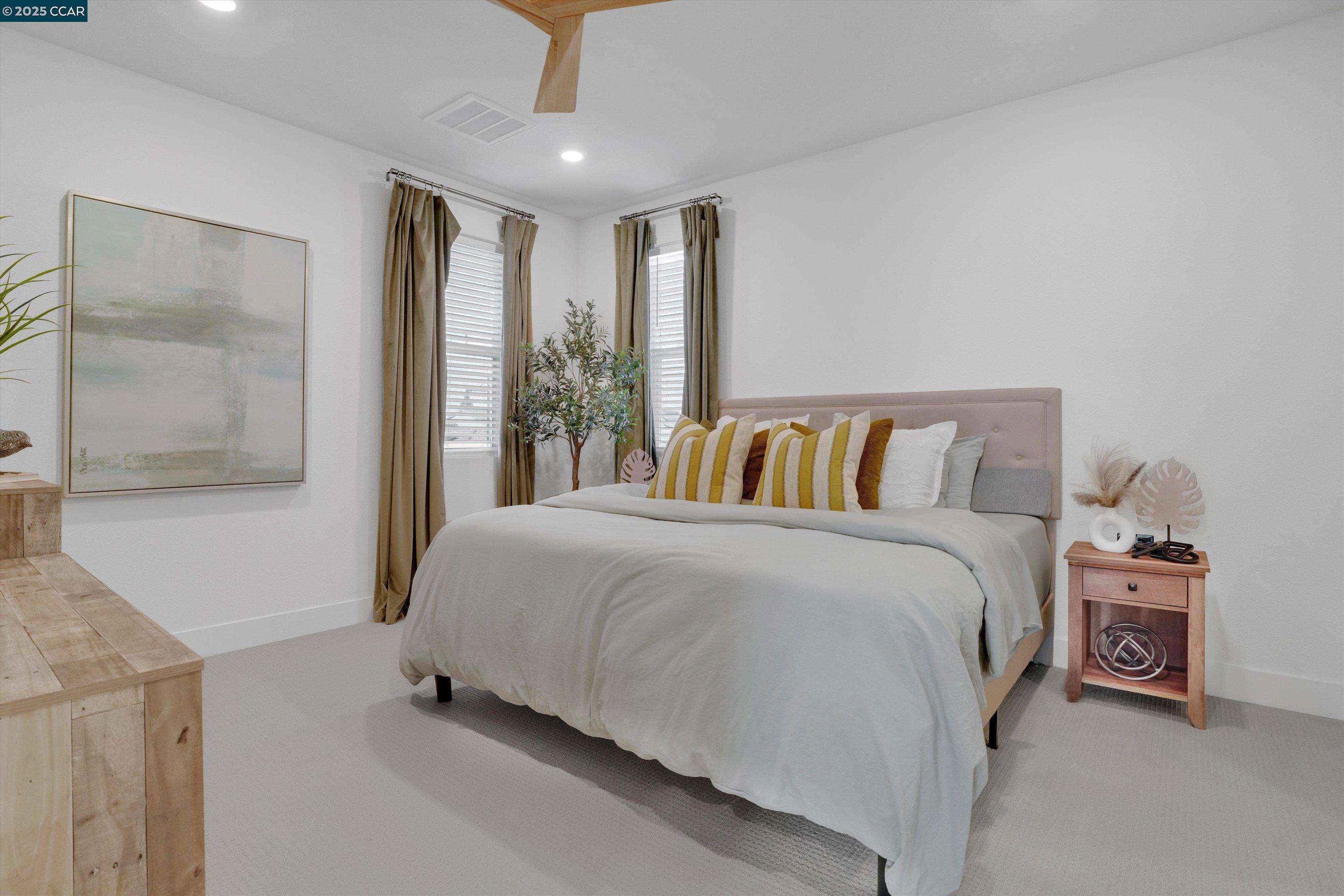 Detail Gallery Image 17 of 37 For 2160 Marina Dr, Lathrop,  CA 95330 - 3 Beds | 2/1 Baths