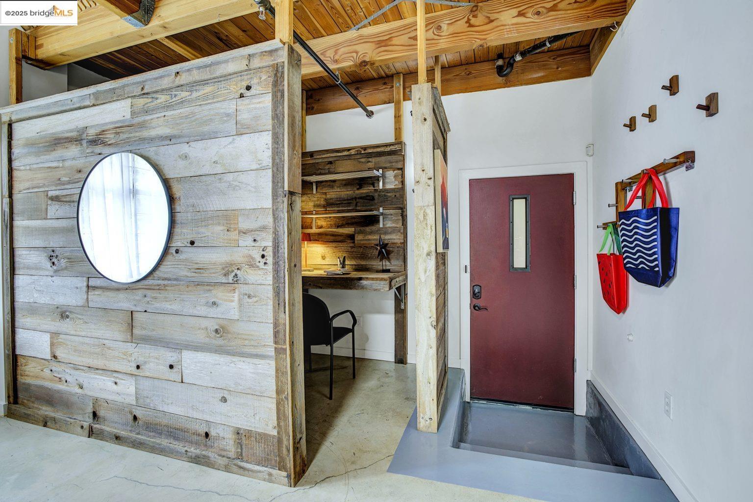 Detail Gallery Image 13 of 51 For 1695 15th St #18,  Oakland,  CA 94607 - 1 Beds | 1/1 Baths