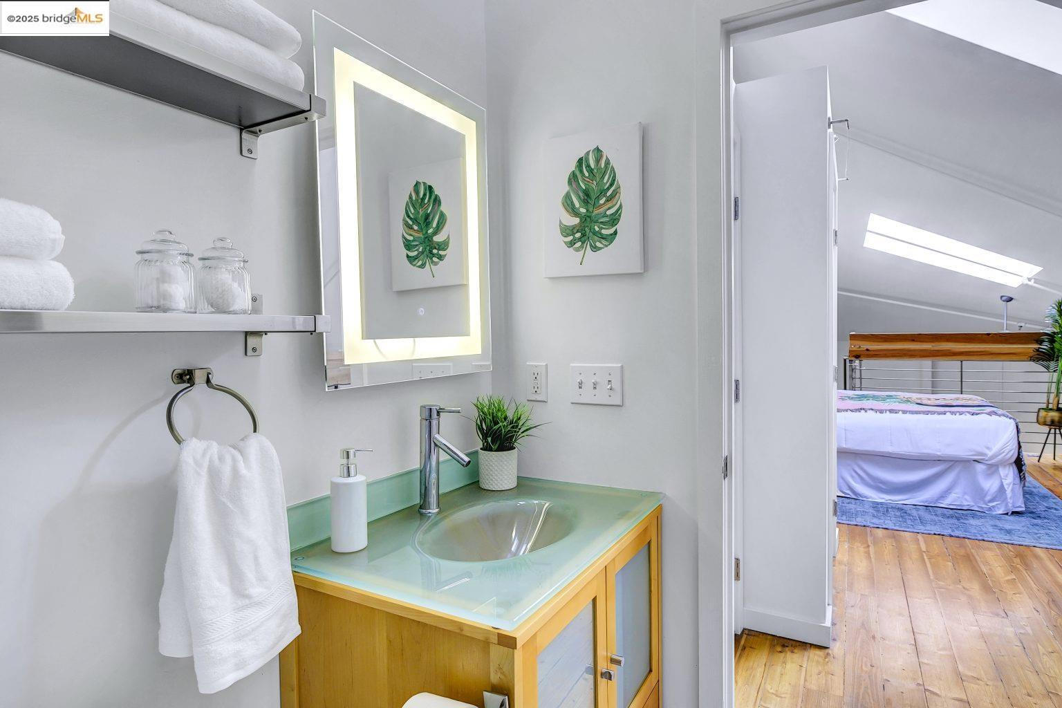 Detail Gallery Image 33 of 51 For 1695 15th St #18,  Oakland,  CA 94607 - 1 Beds | 1/1 Baths