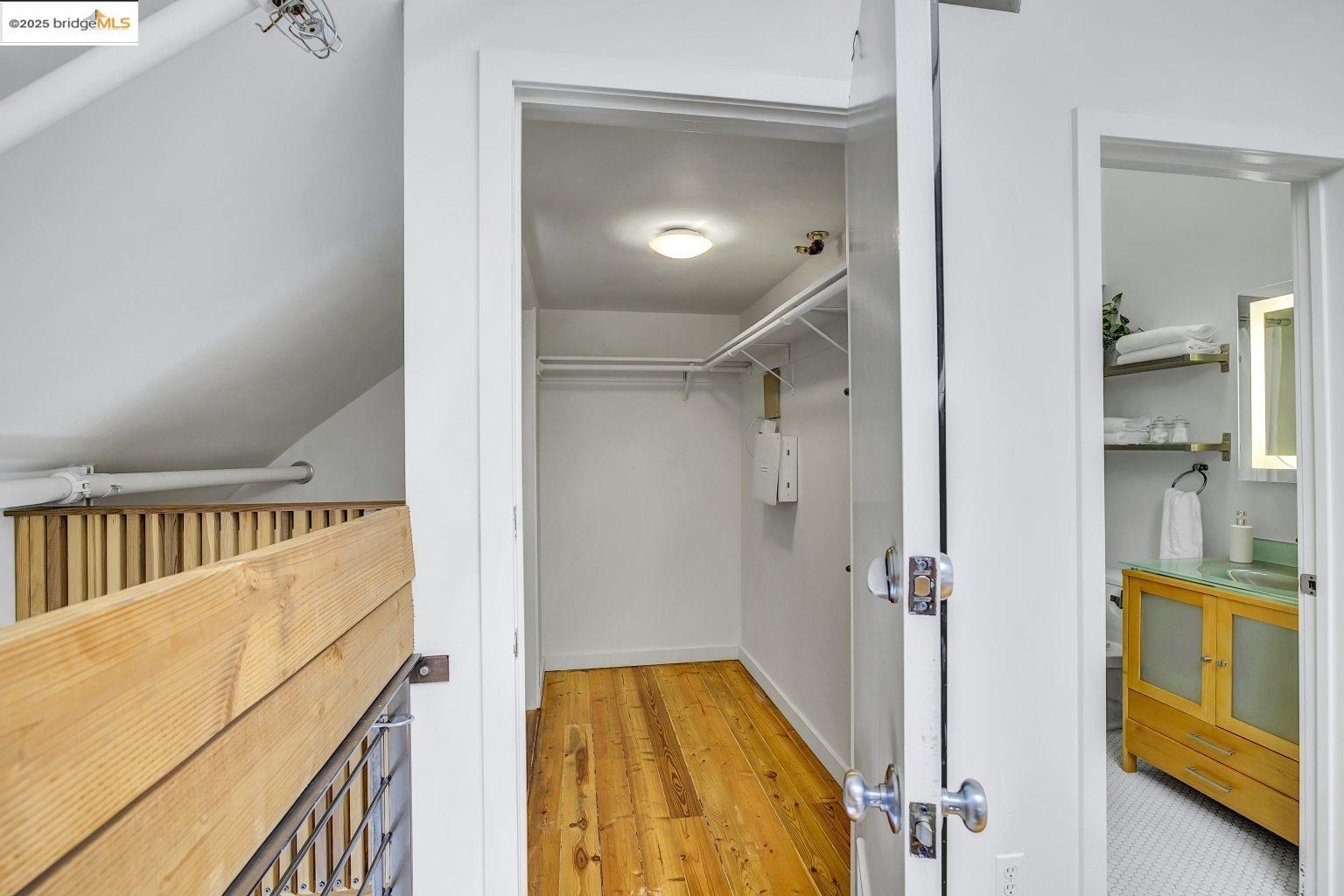 Detail Gallery Image 38 of 51 For 1695 15th St #18,  Oakland,  CA 94607 - 1 Beds | 1/1 Baths