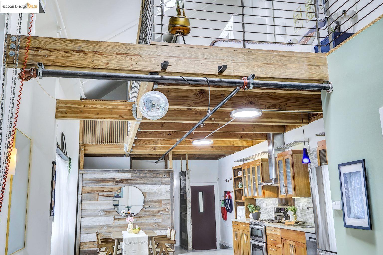 Detail Gallery Image 40 of 51 For 1695 15th St #18,  Oakland,  CA 94607 - 1 Beds | 1/1 Baths
