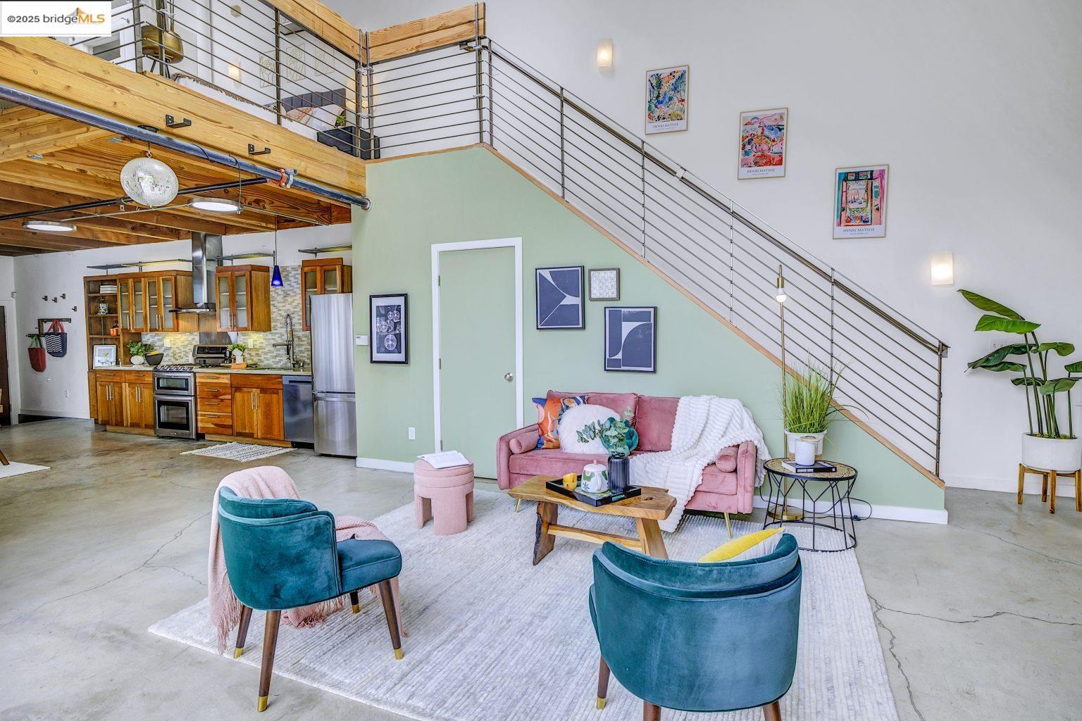 Detail Gallery Image 8 of 51 For 1695 15th St #18,  Oakland,  CA 94607 - 1 Beds | 1/1 Baths