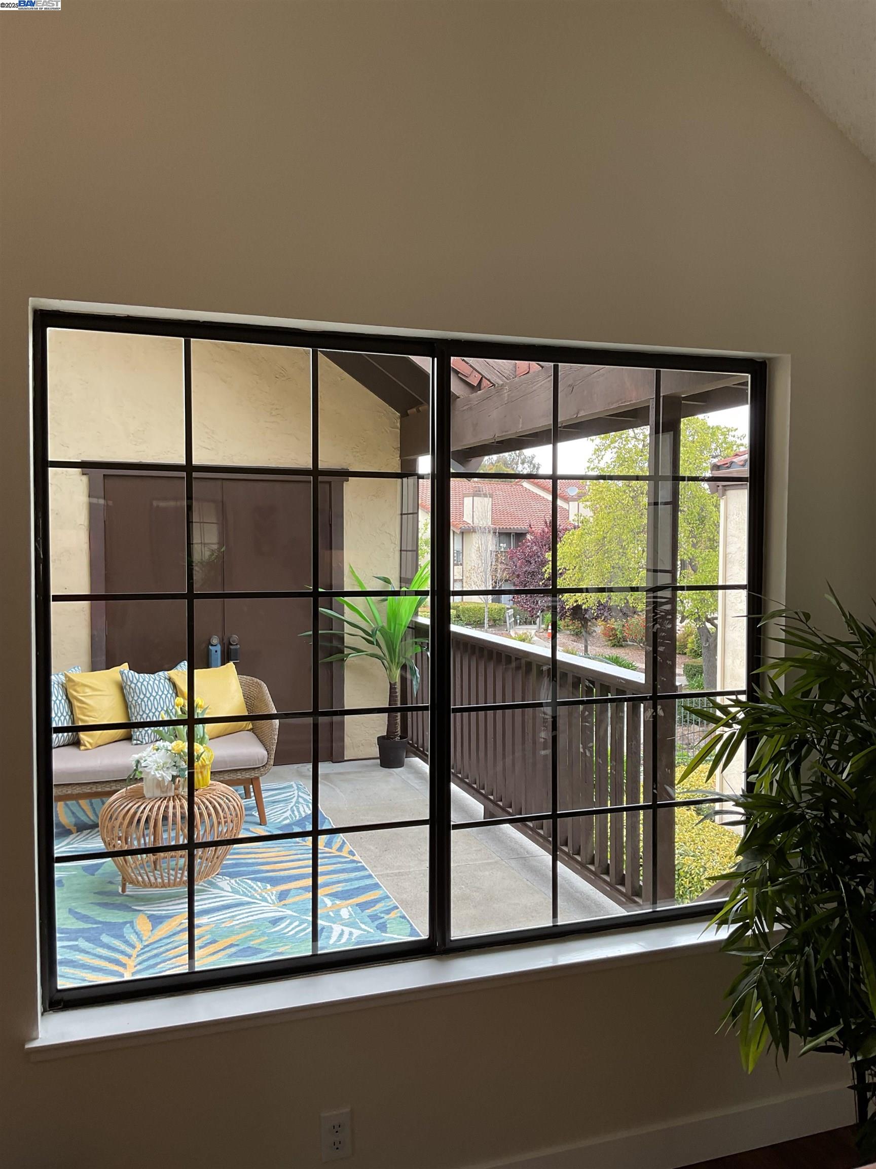 Detail Gallery Image 3 of 42 For 2513 Galleon Place, San Leandro,  CA 94577 - 2 Beds | 1 Baths